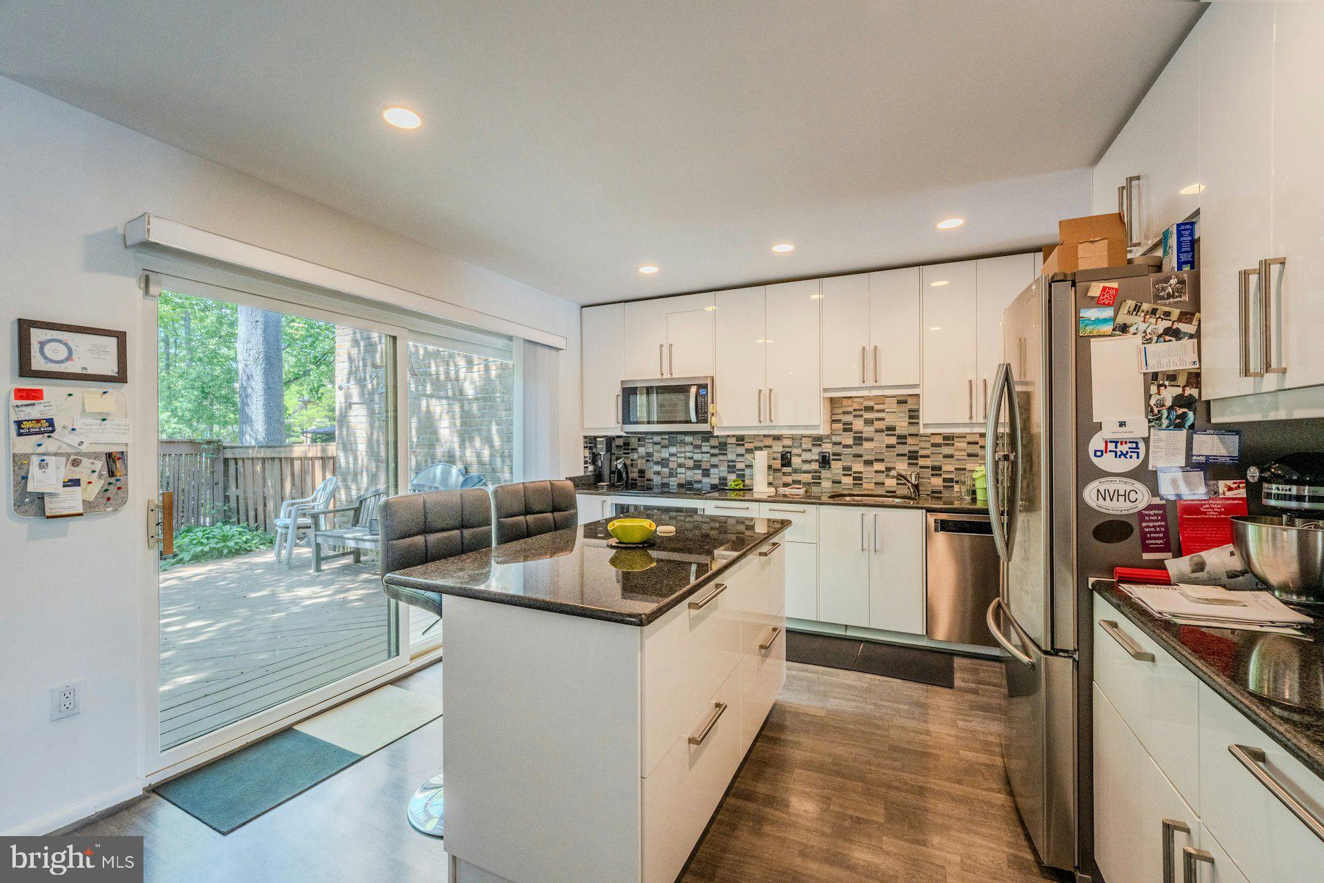 LAKEWINDS II - Residential