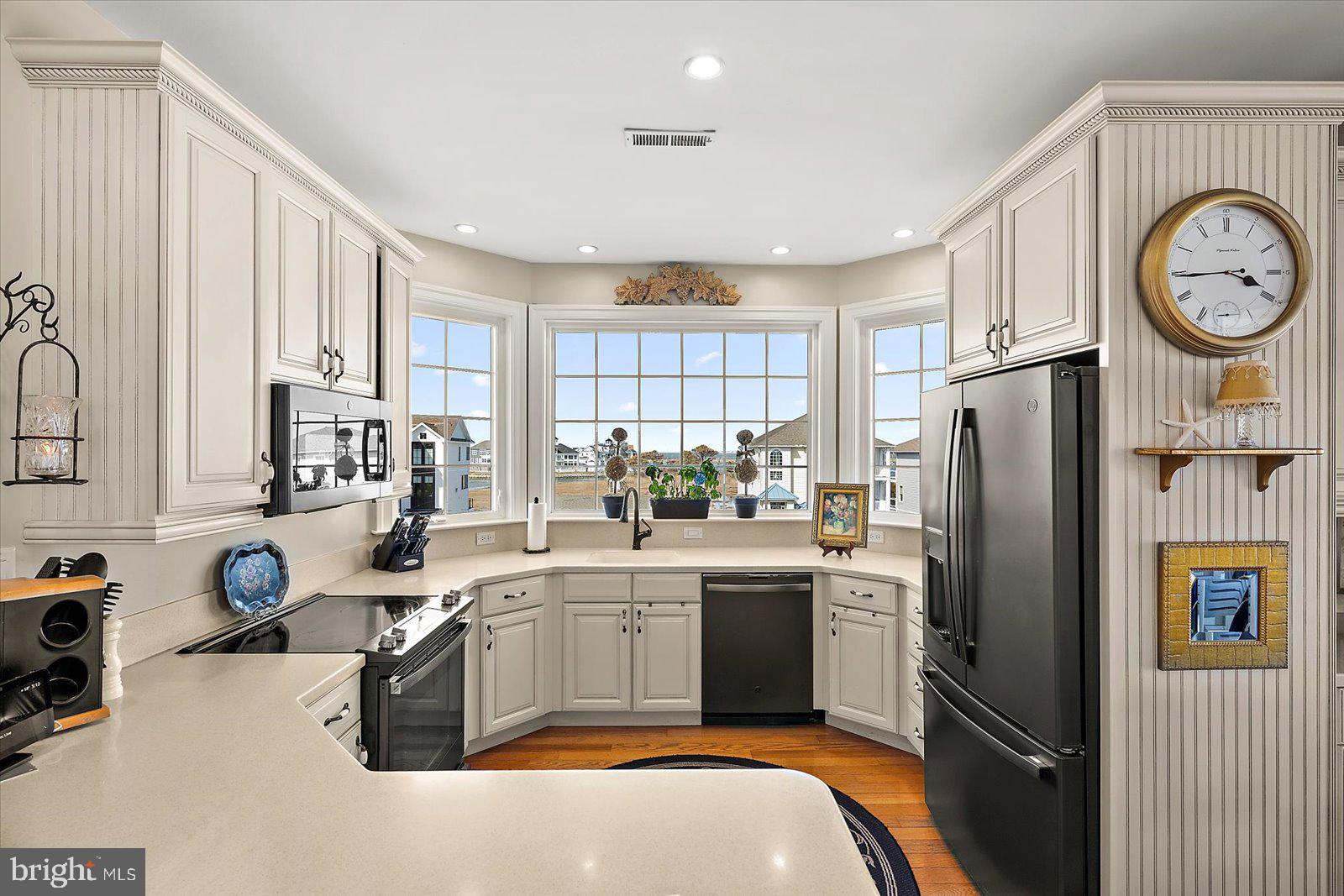 MARTHAS LANDING - Residential