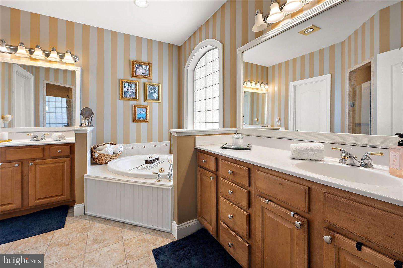 MARTHAS LANDING - Residential