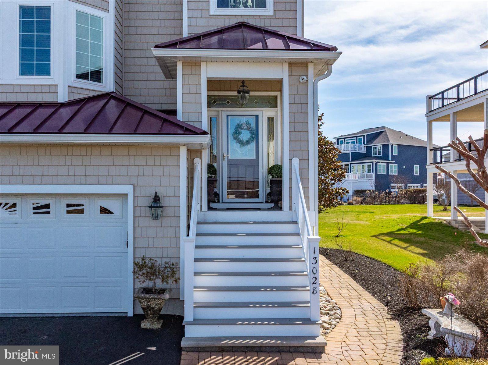 MARTHAS LANDING - Residential