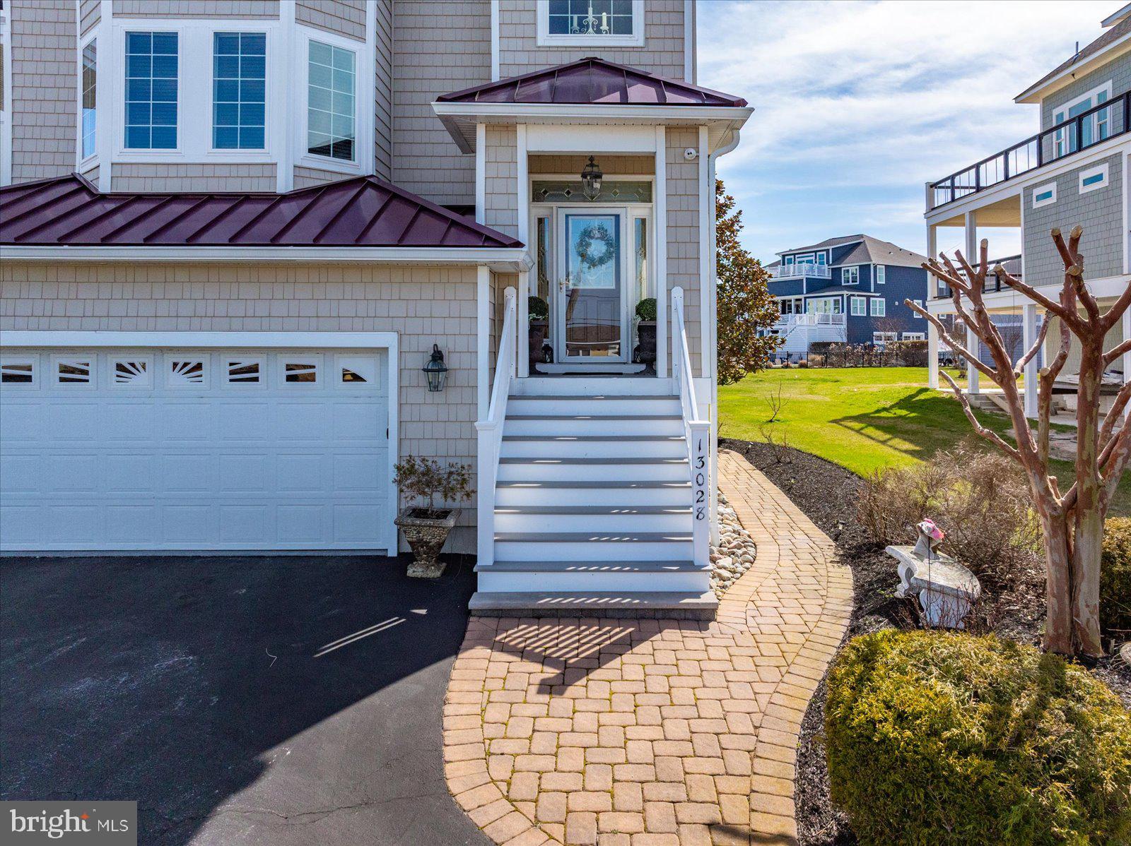 MARTHAS LANDING - Residential