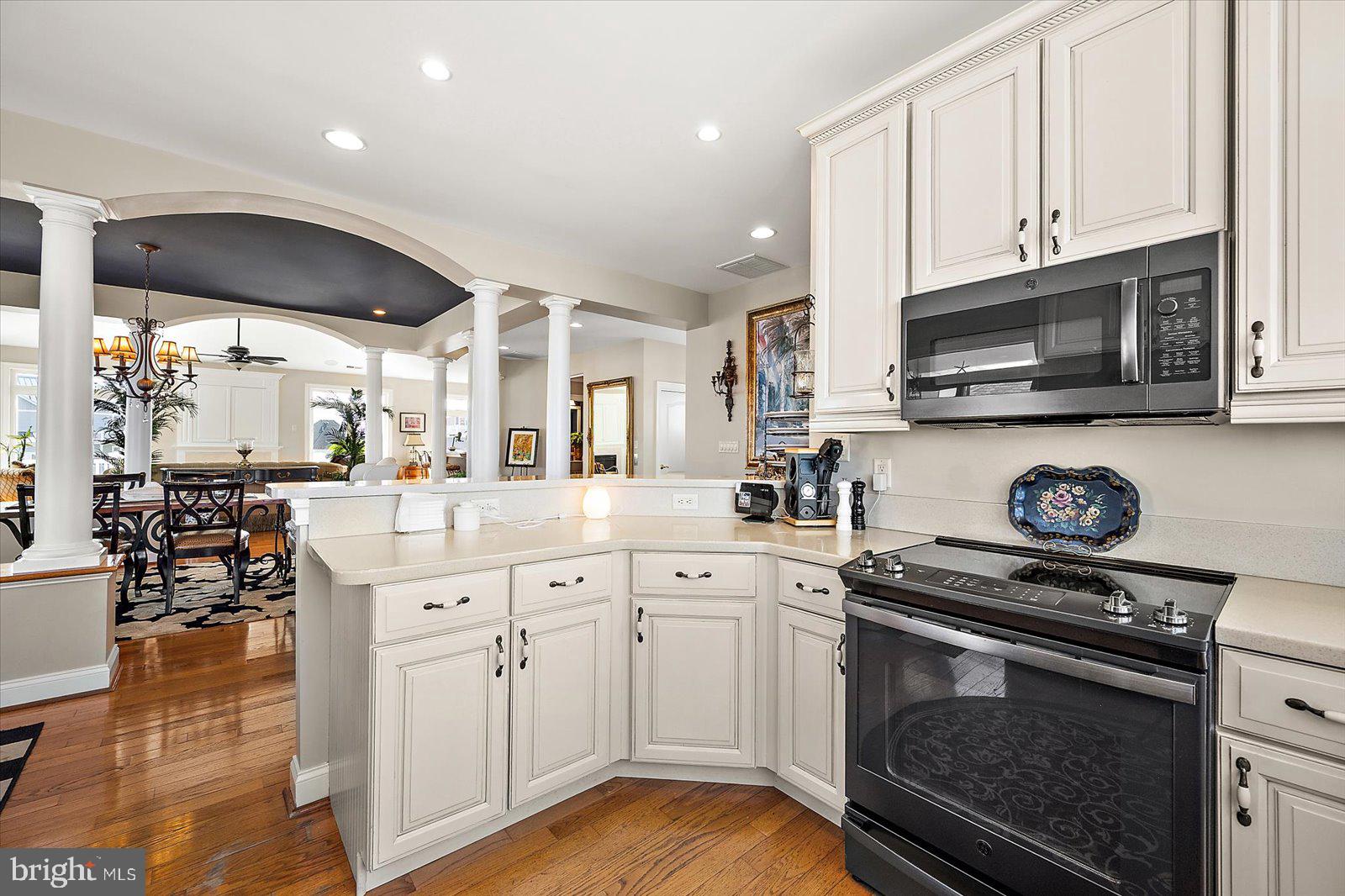 MARTHAS LANDING - Residential