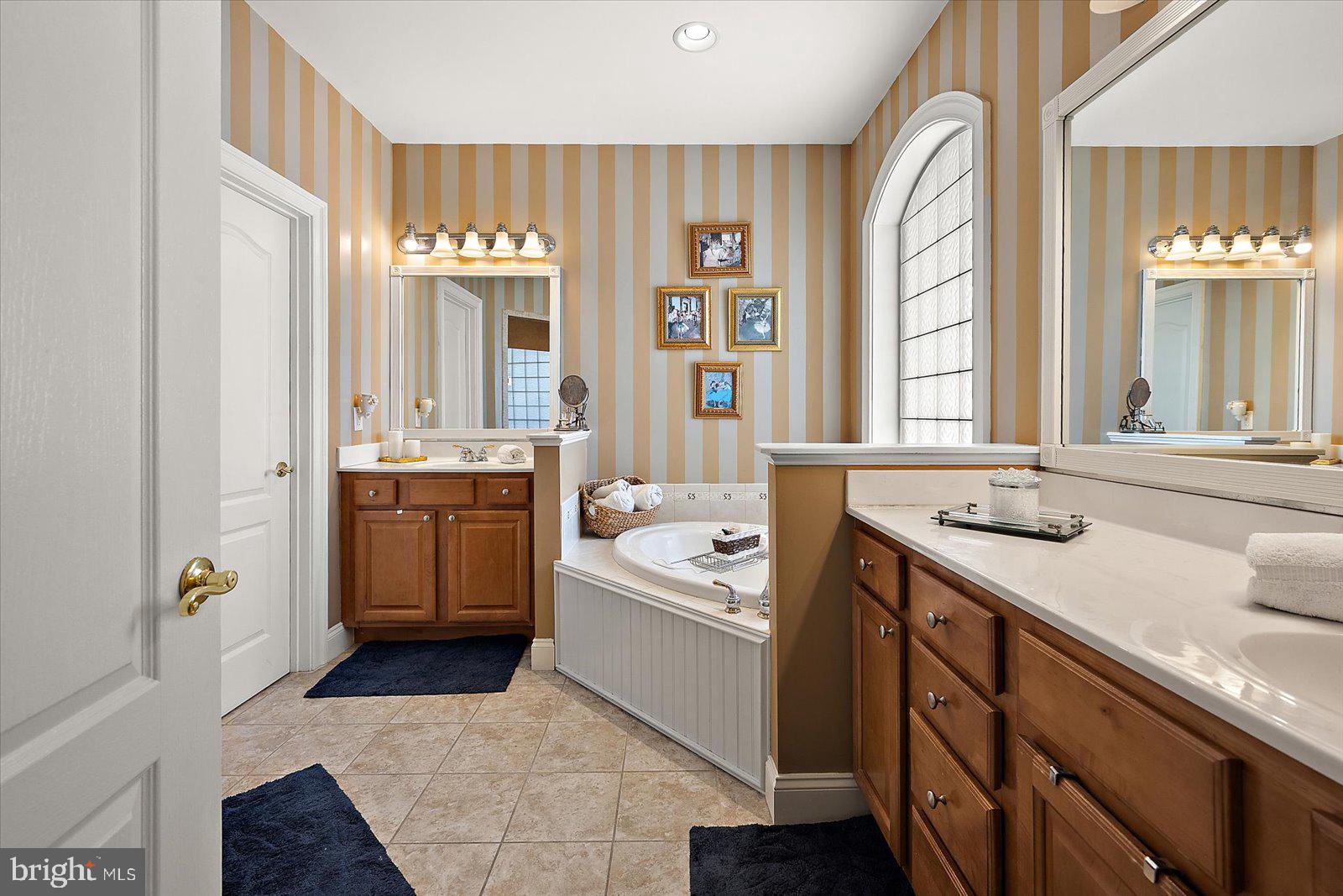 MARTHAS LANDING - Residential