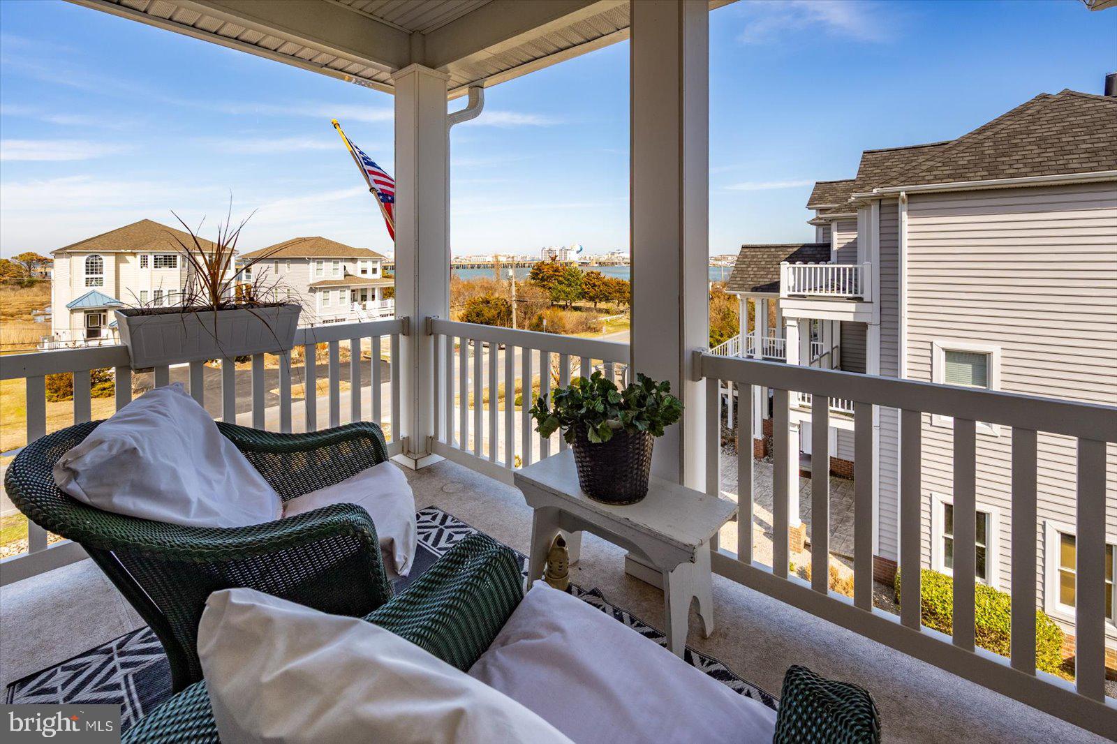 MARTHAS LANDING - Residential