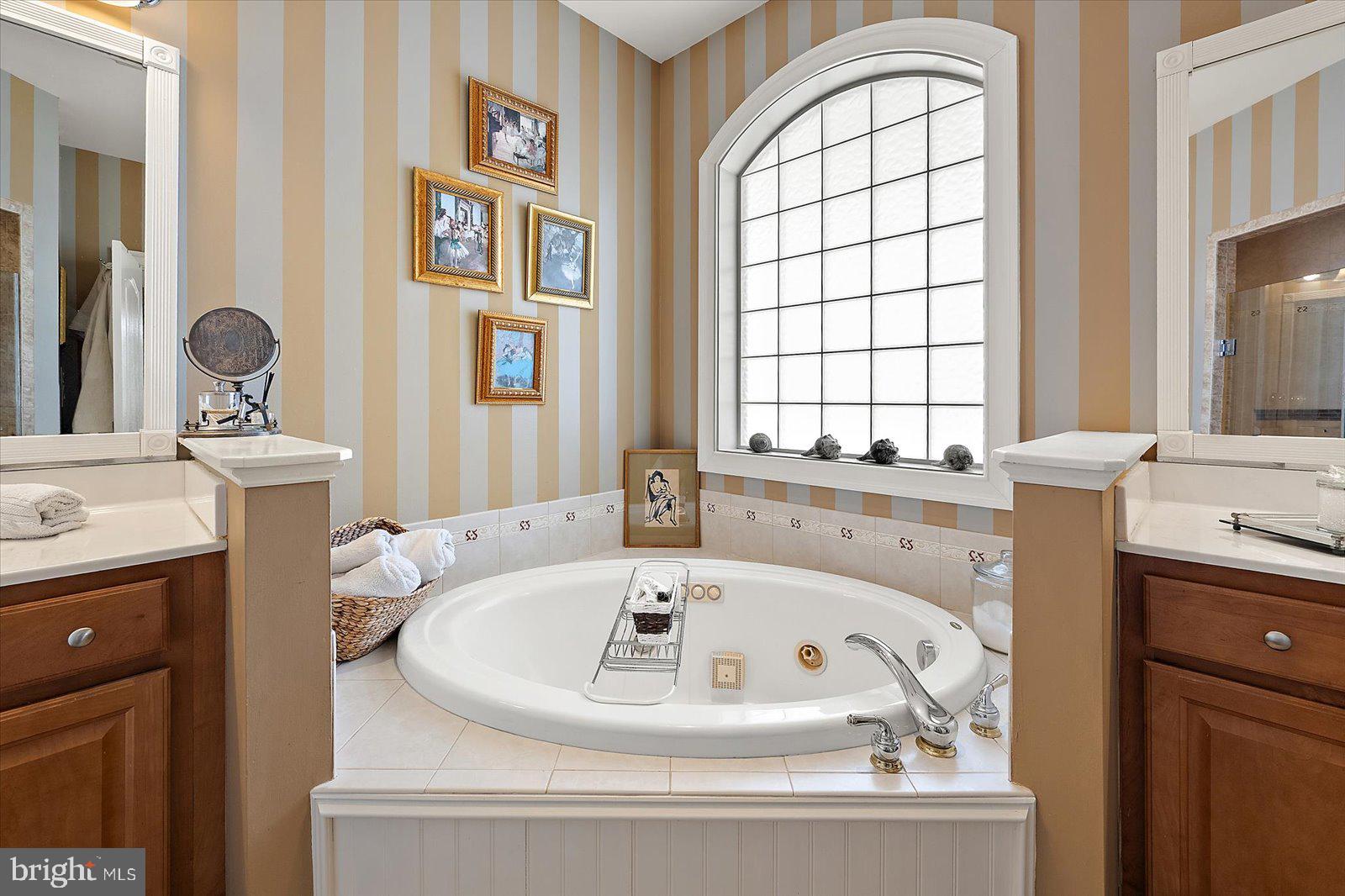 MARTHAS LANDING - Residential