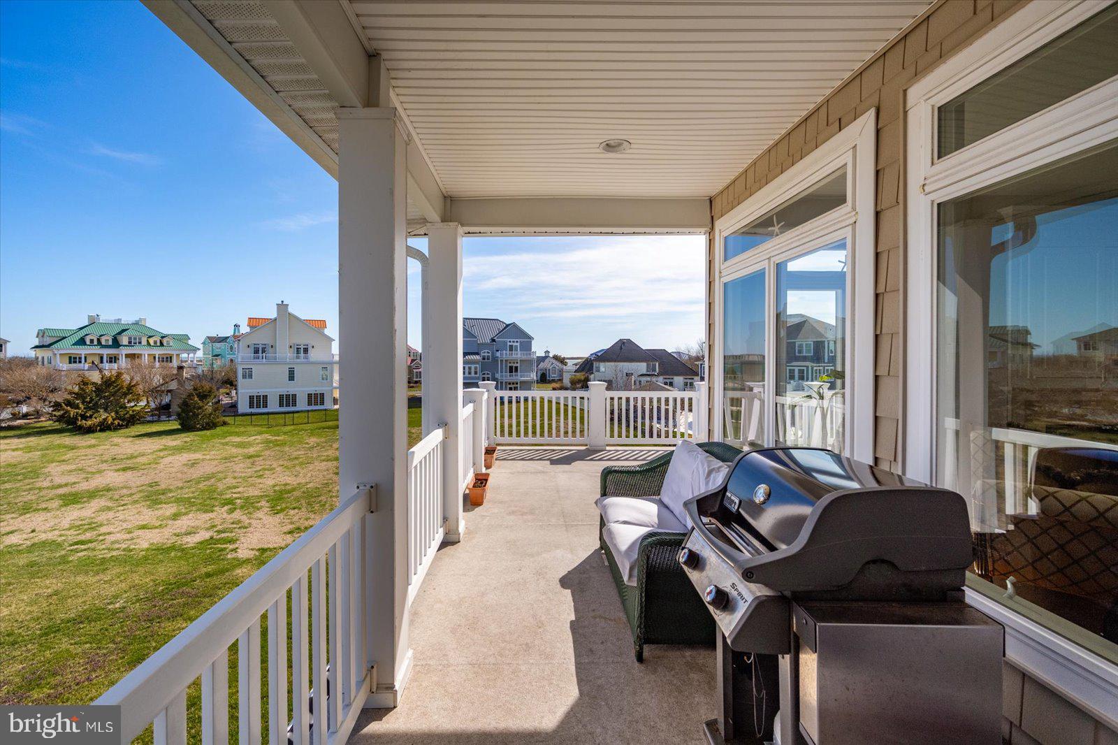 MARTHAS LANDING - Residential