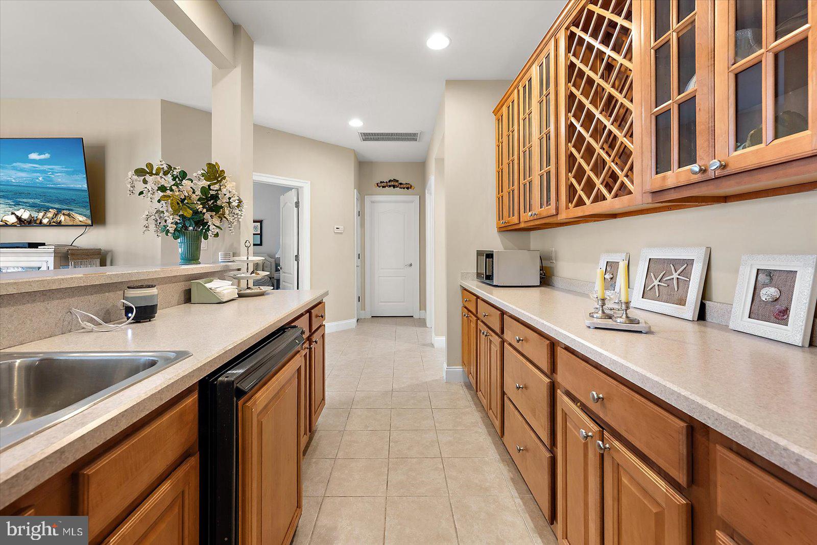 MARTHAS LANDING - Residential