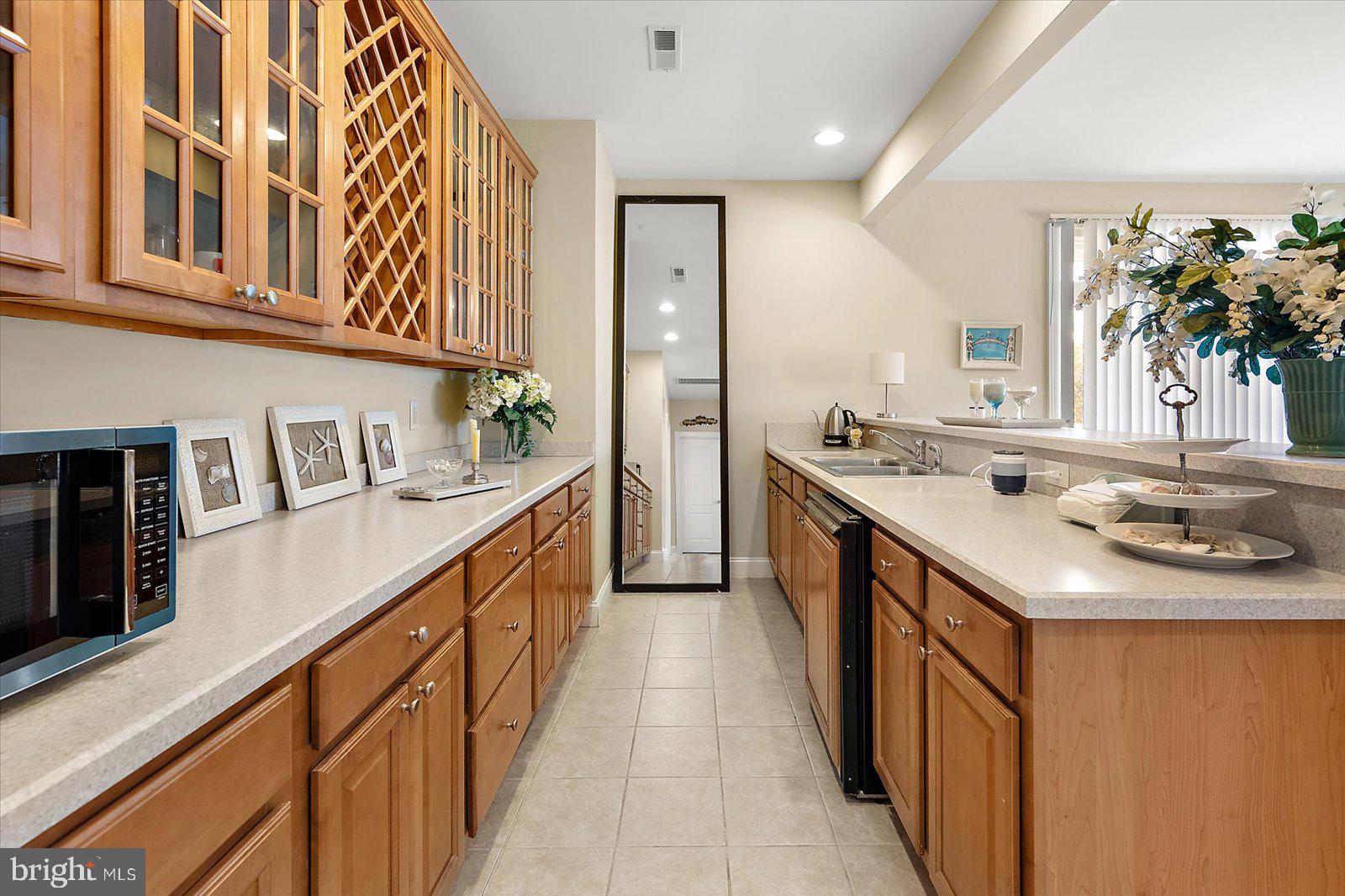 MARTHAS LANDING - Residential