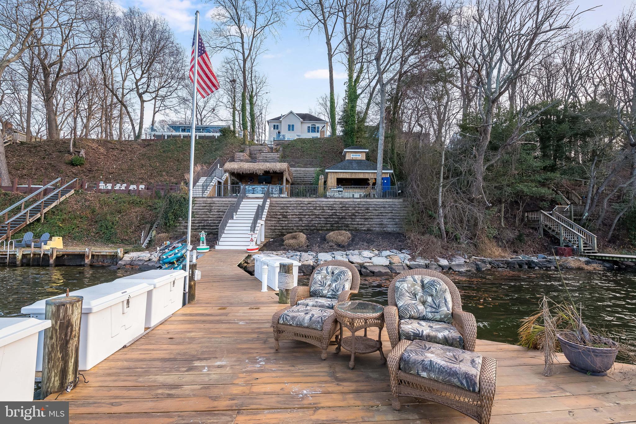 SUNRISE BEACH - Residential