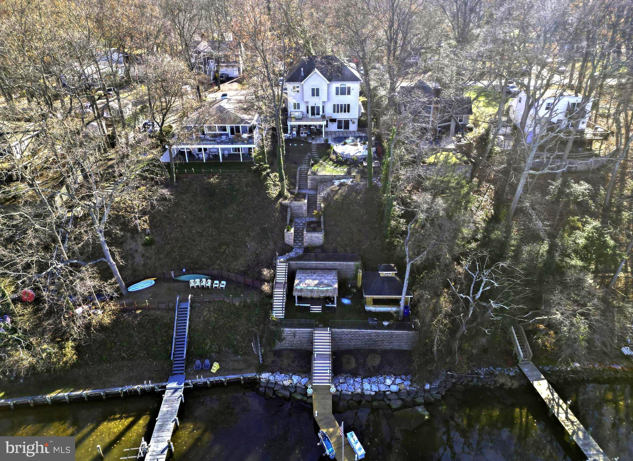 SUNRISE BEACH - Residential