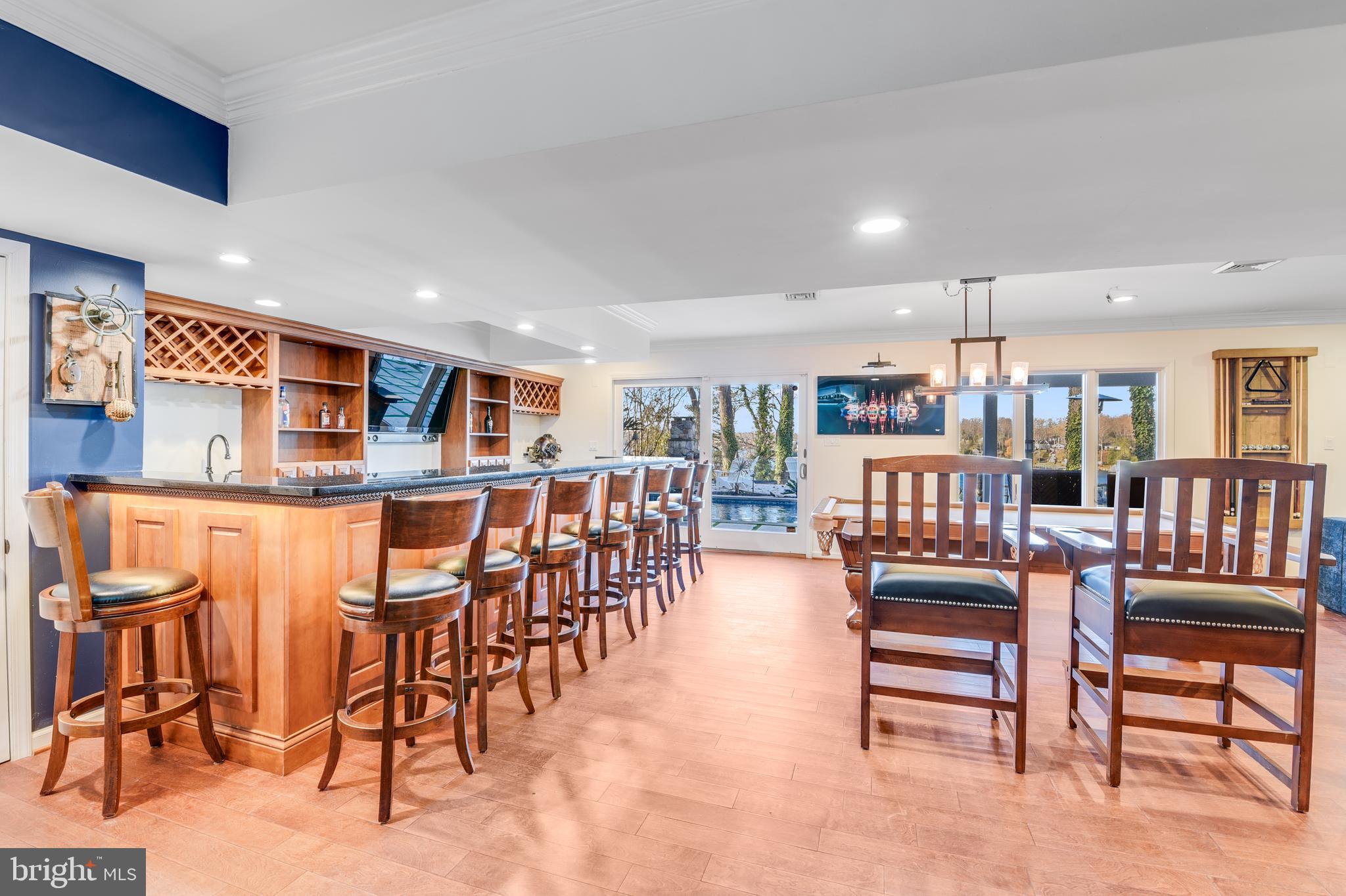 SUNRISE BEACH - Residential