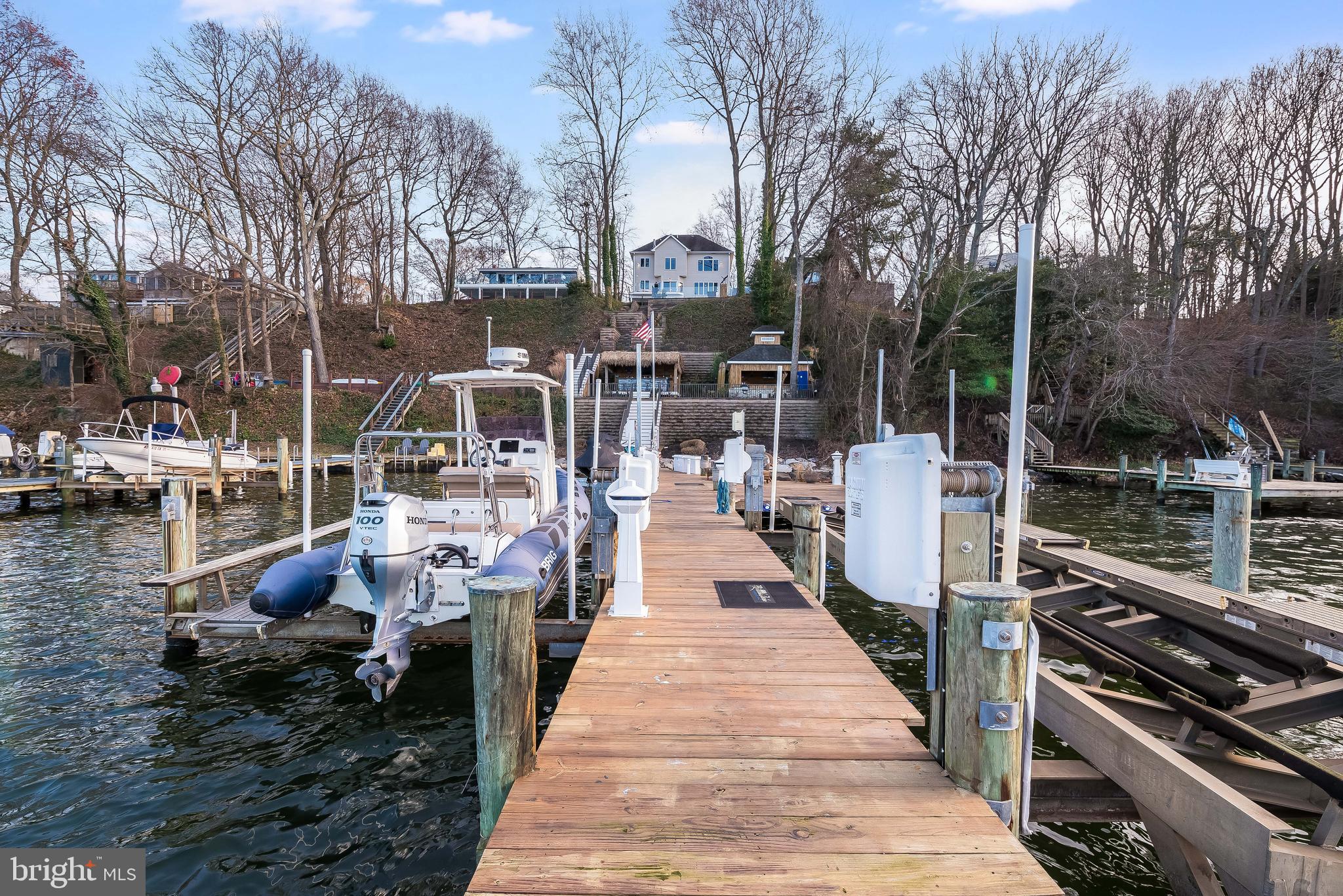 SUNRISE BEACH - Residential