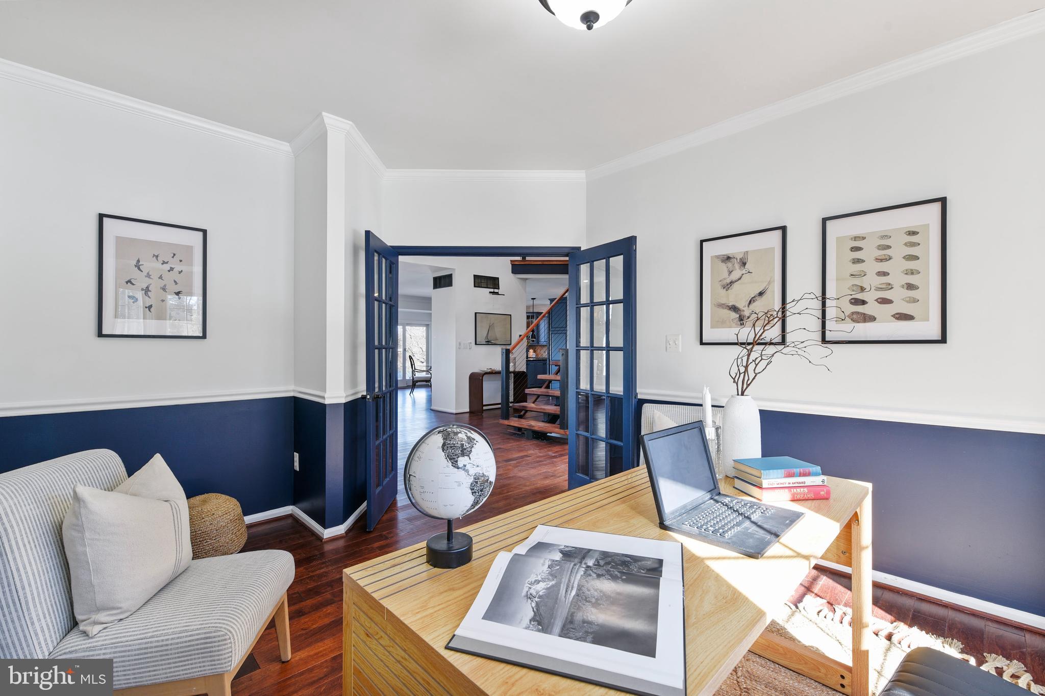 SUNRISE BEACH - Residential