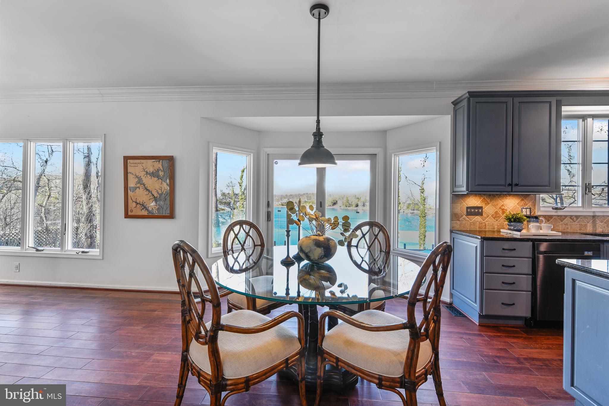 SUNRISE BEACH - Residential