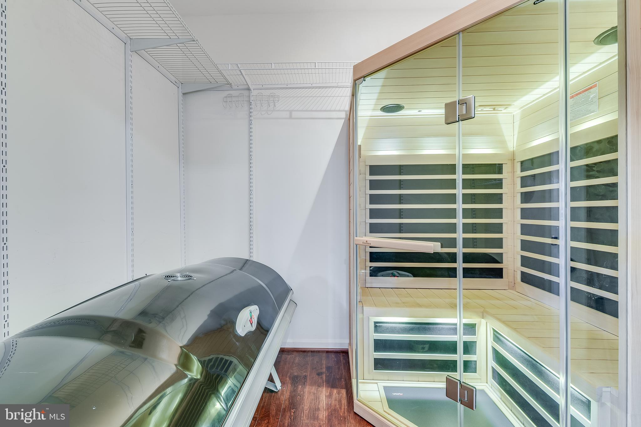 SUNRISE BEACH - Residential