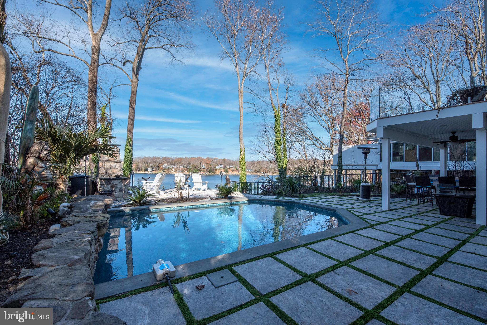 SUNRISE BEACH - Residential