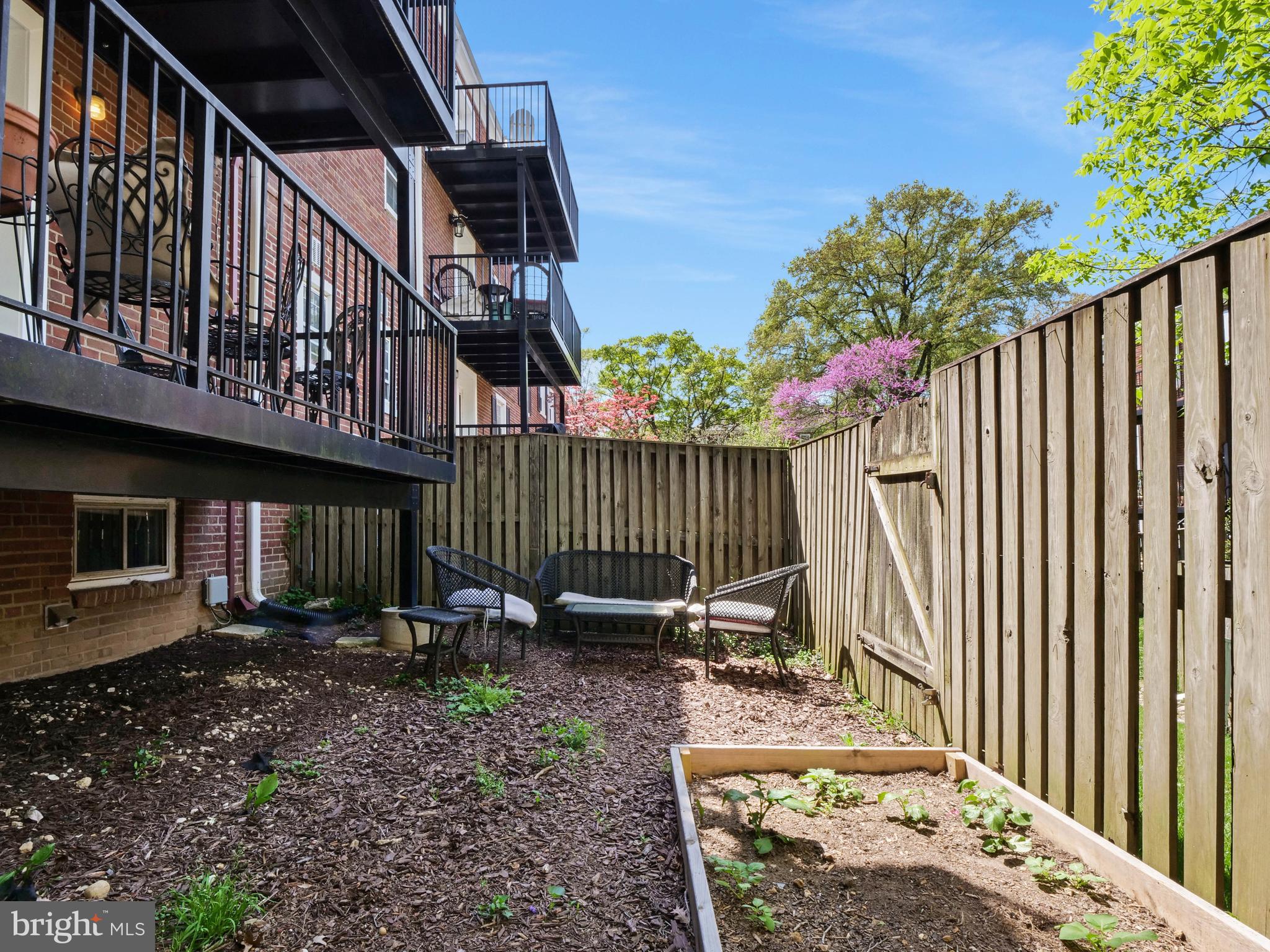 FAIRLINGTON VILLAGES - Residential