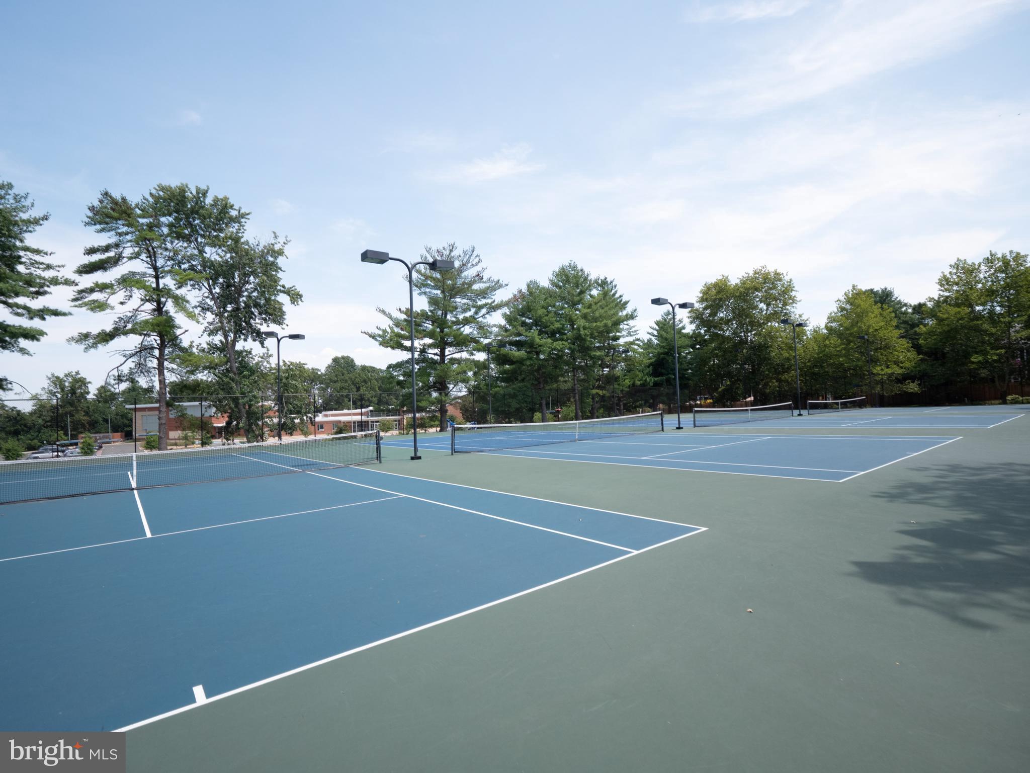 FAIRLINGTON VILLAGES - Residential