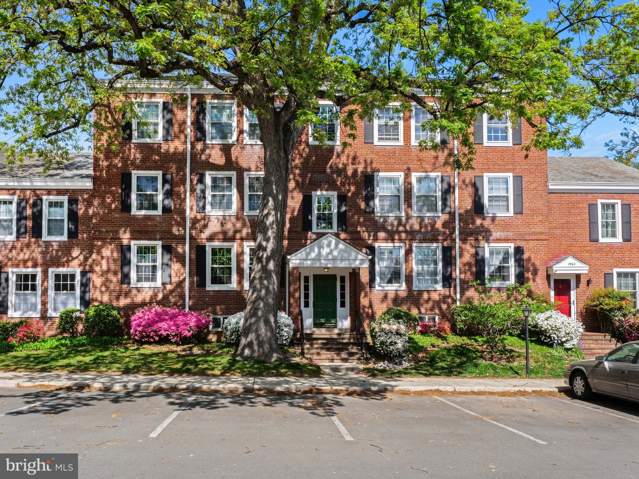 FAIRLINGTON VILLAGES - Residential