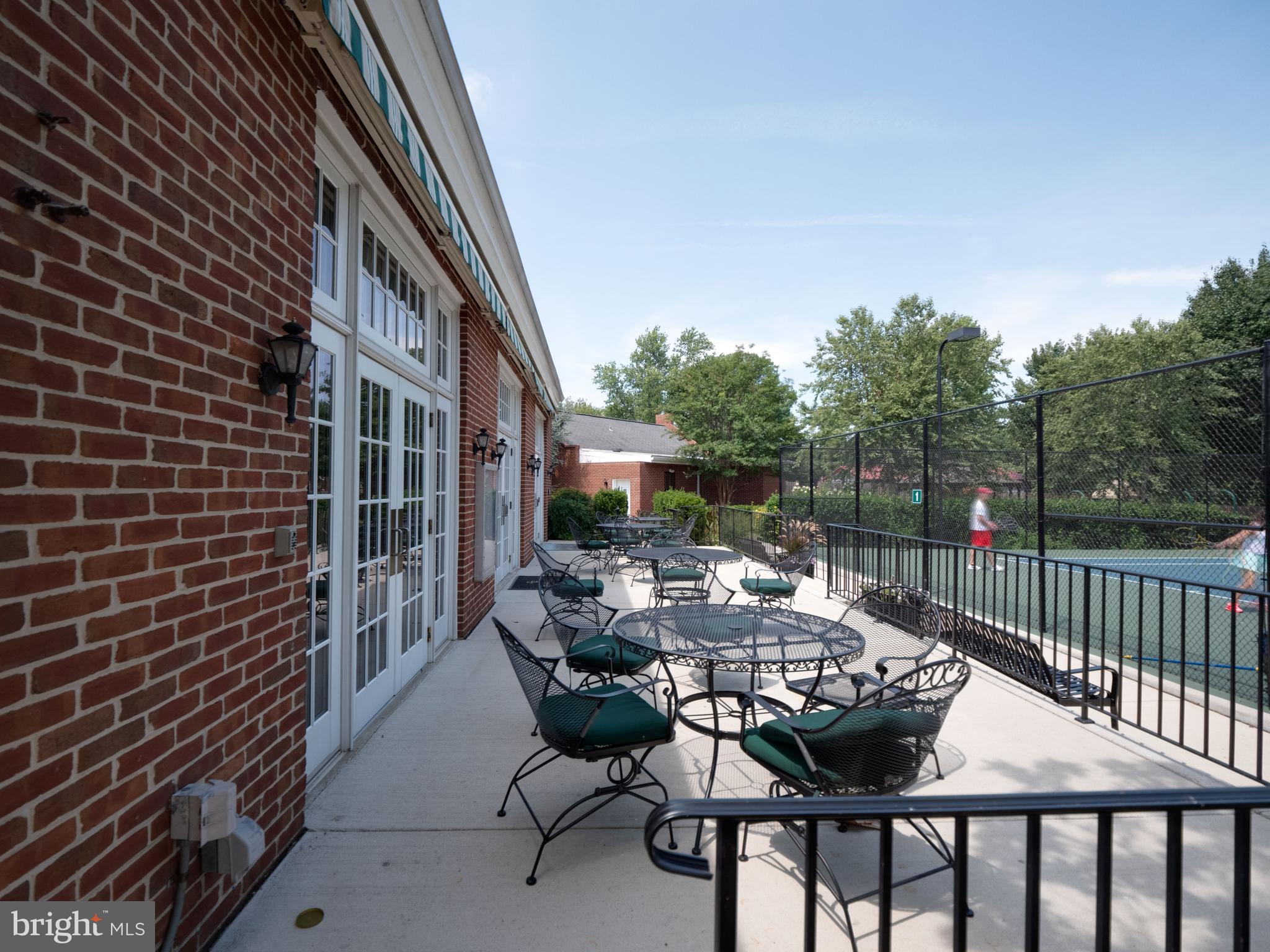 FAIRLINGTON VILLAGES - Residential