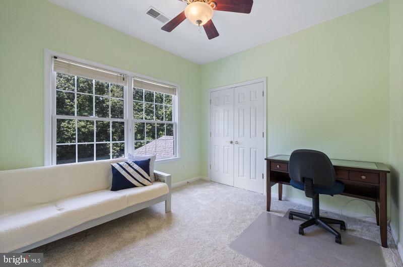 LANSDOWNE ON THE POTOMAC - Residential