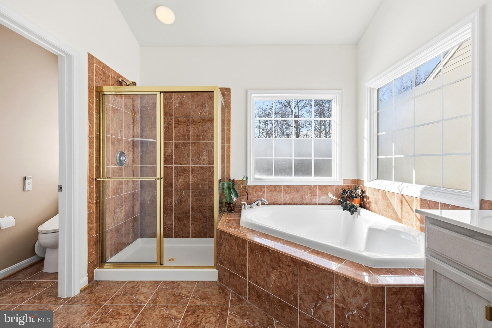 LANSDOWNE ON THE POTOMAC - Residential