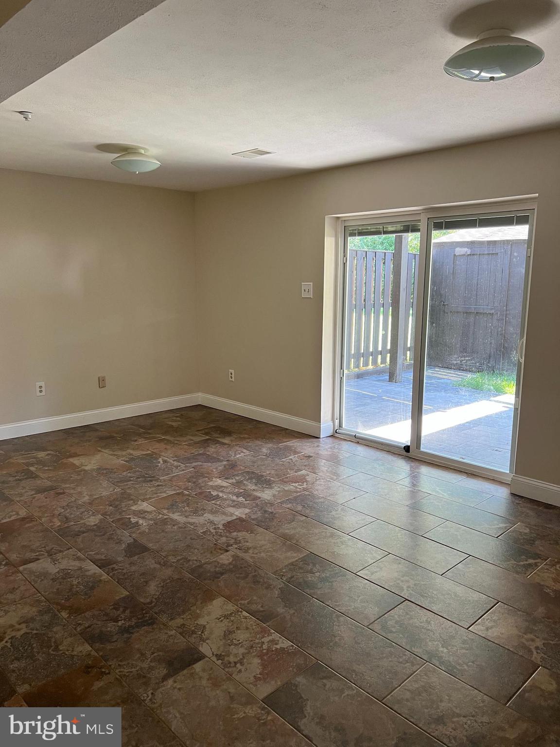 NEW MARKET WEST - Residential Lease