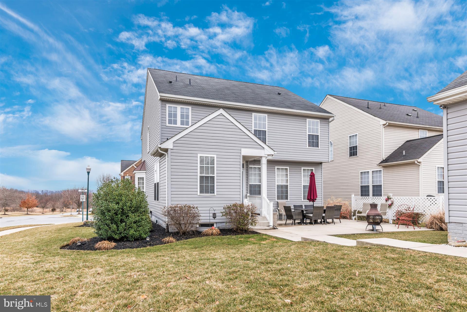 LAKELAND PLACE - Residential