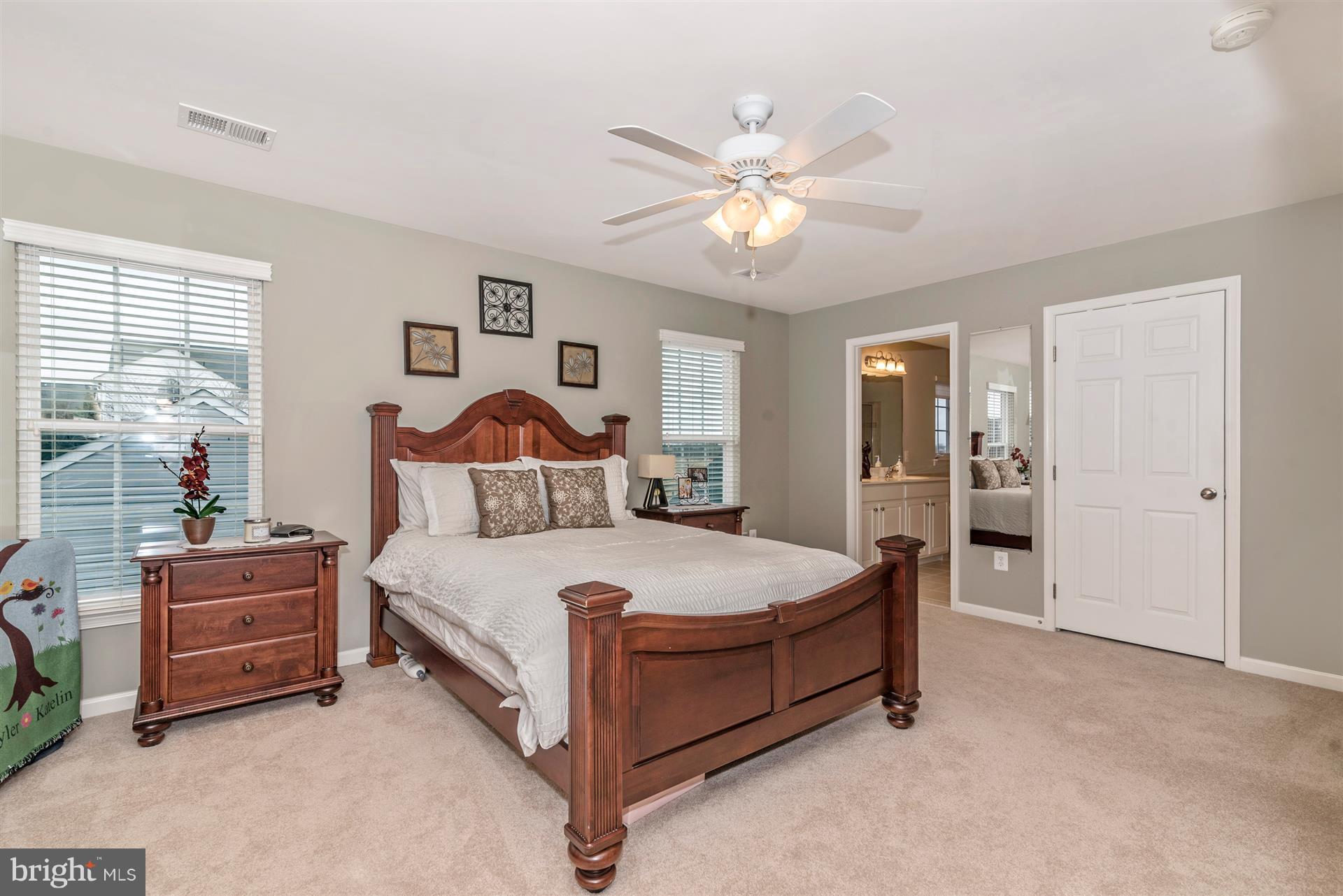 LAKELAND PLACE - Residential