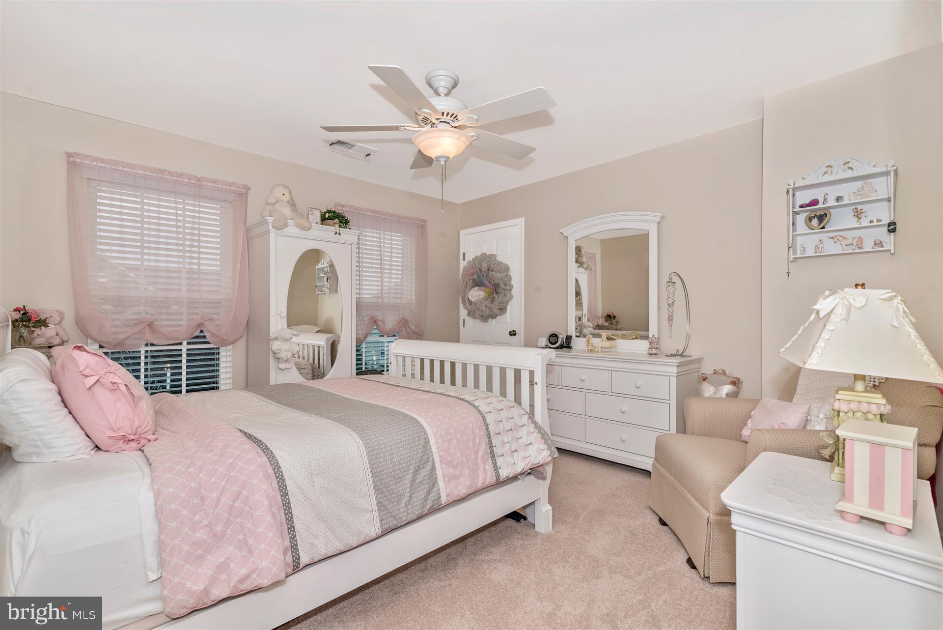 LAKELAND PLACE - Residential