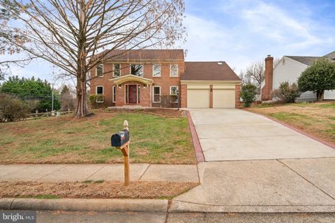 Photo of 13142 New Parkland Drive, HERNDON, VA 20171 (MLS # VAFX2281088)