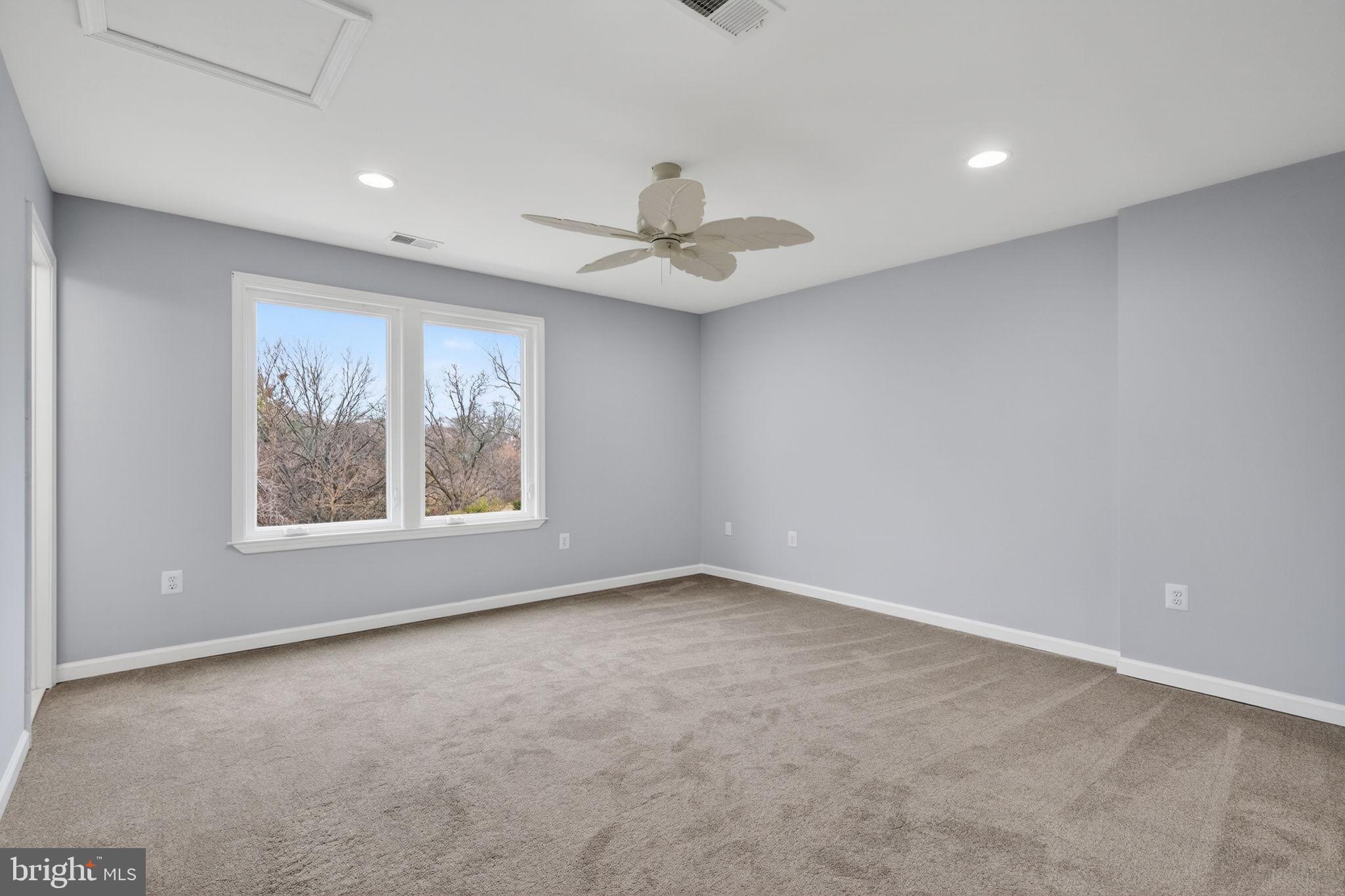 BRADLEY ACRES - Residential