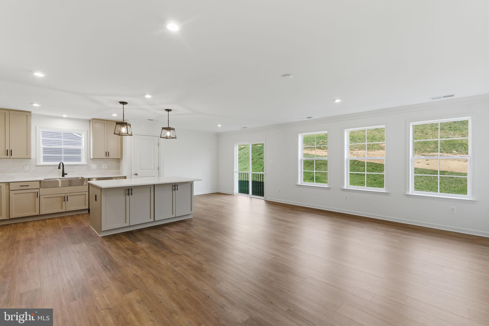 PRINLAND HEIGHTS - Residential