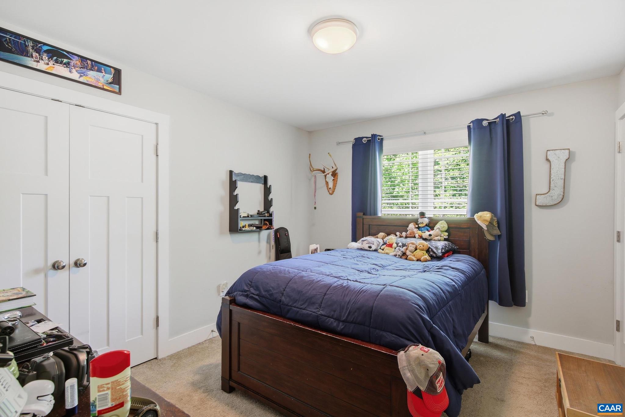 HOLLY GROVE - Residential