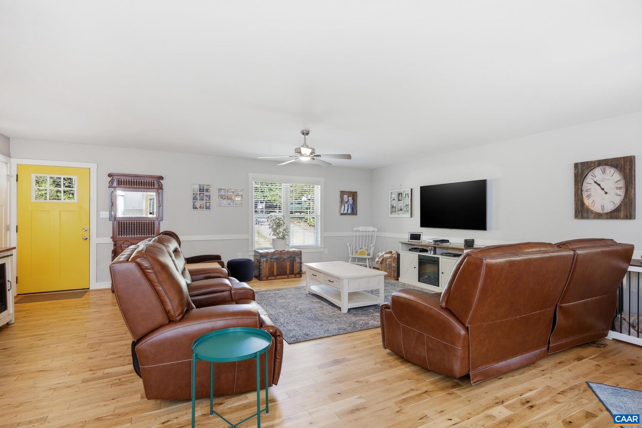 HOLLY GROVE - Residential