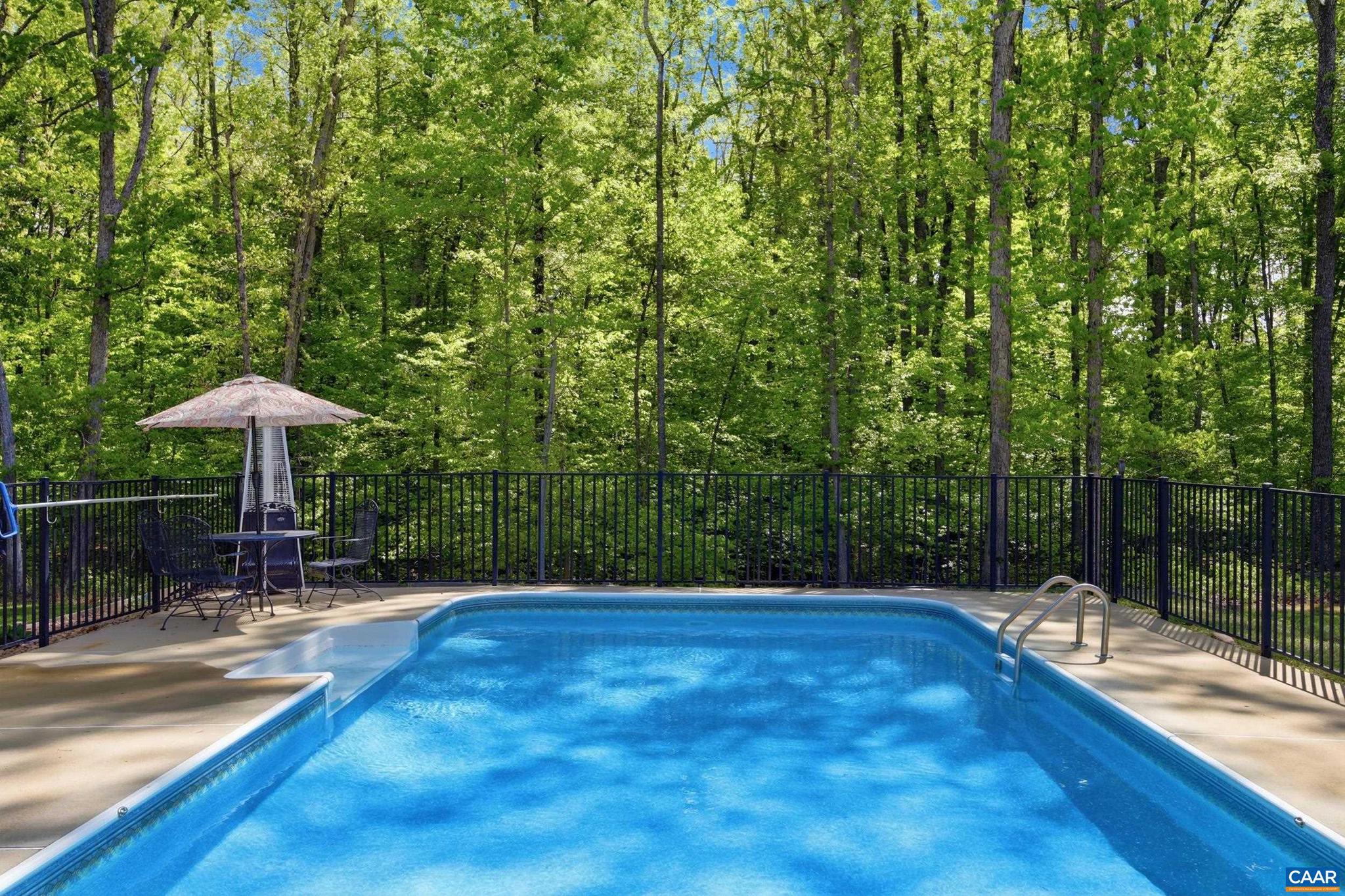 HOLLY GROVE - Residential