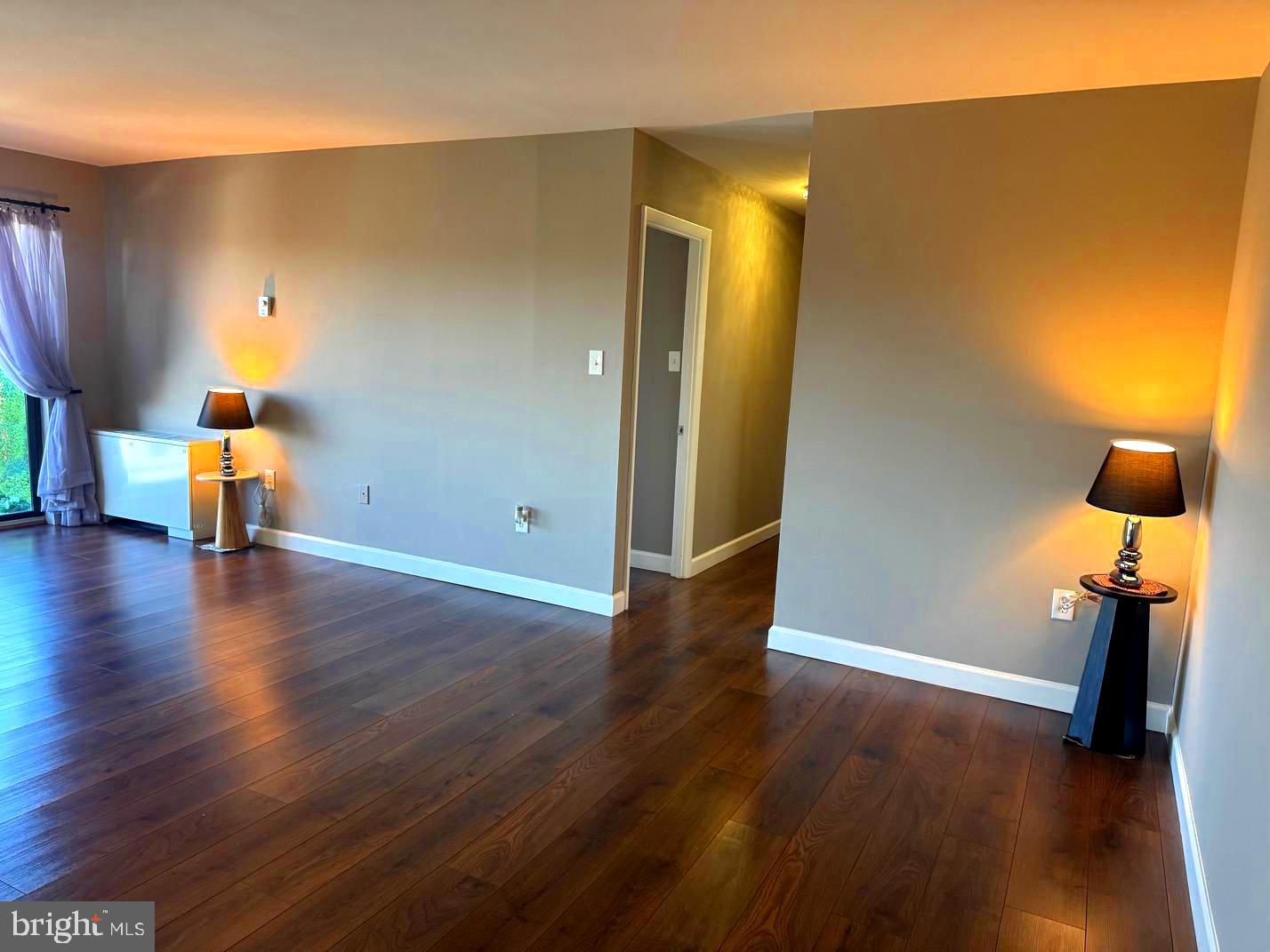 PINEWAY TOWERS - Residential Lease