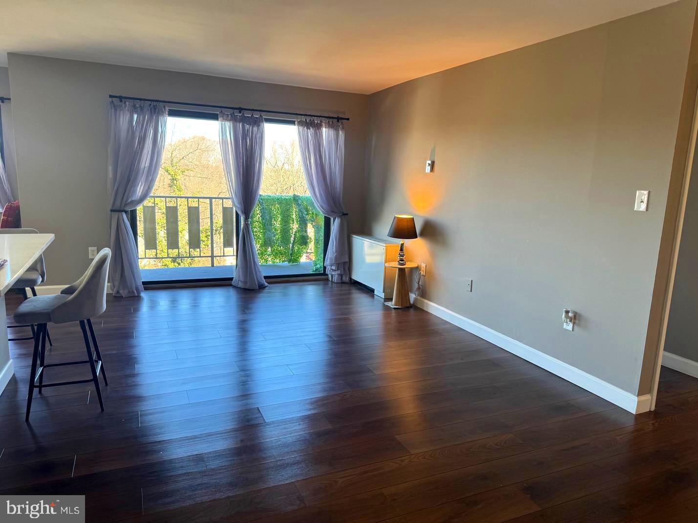 PINEWAY TOWERS - Residential Lease