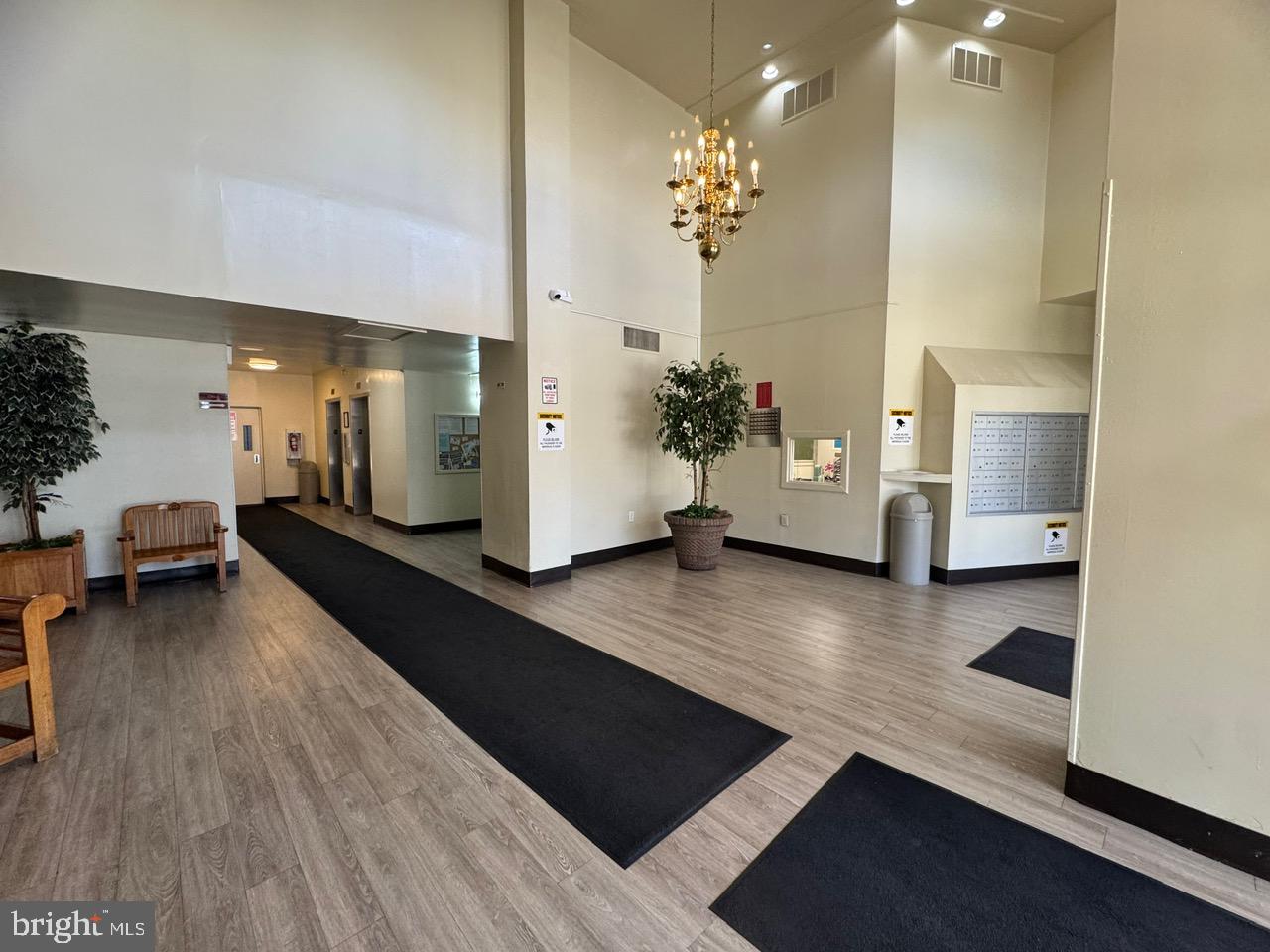 PINEWAY TOWERS - Residential Lease