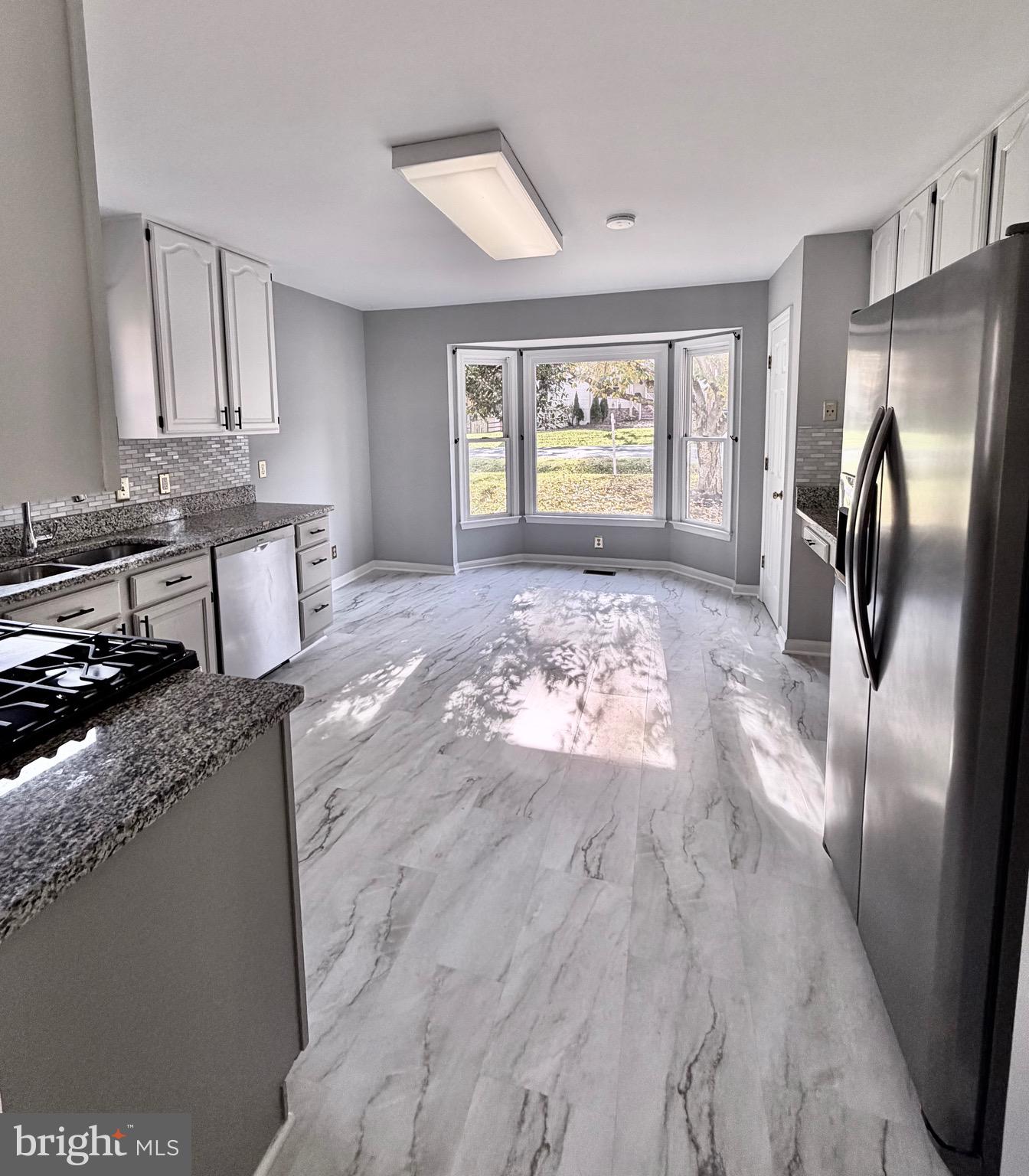 LEE'S HILL - Residential Lease