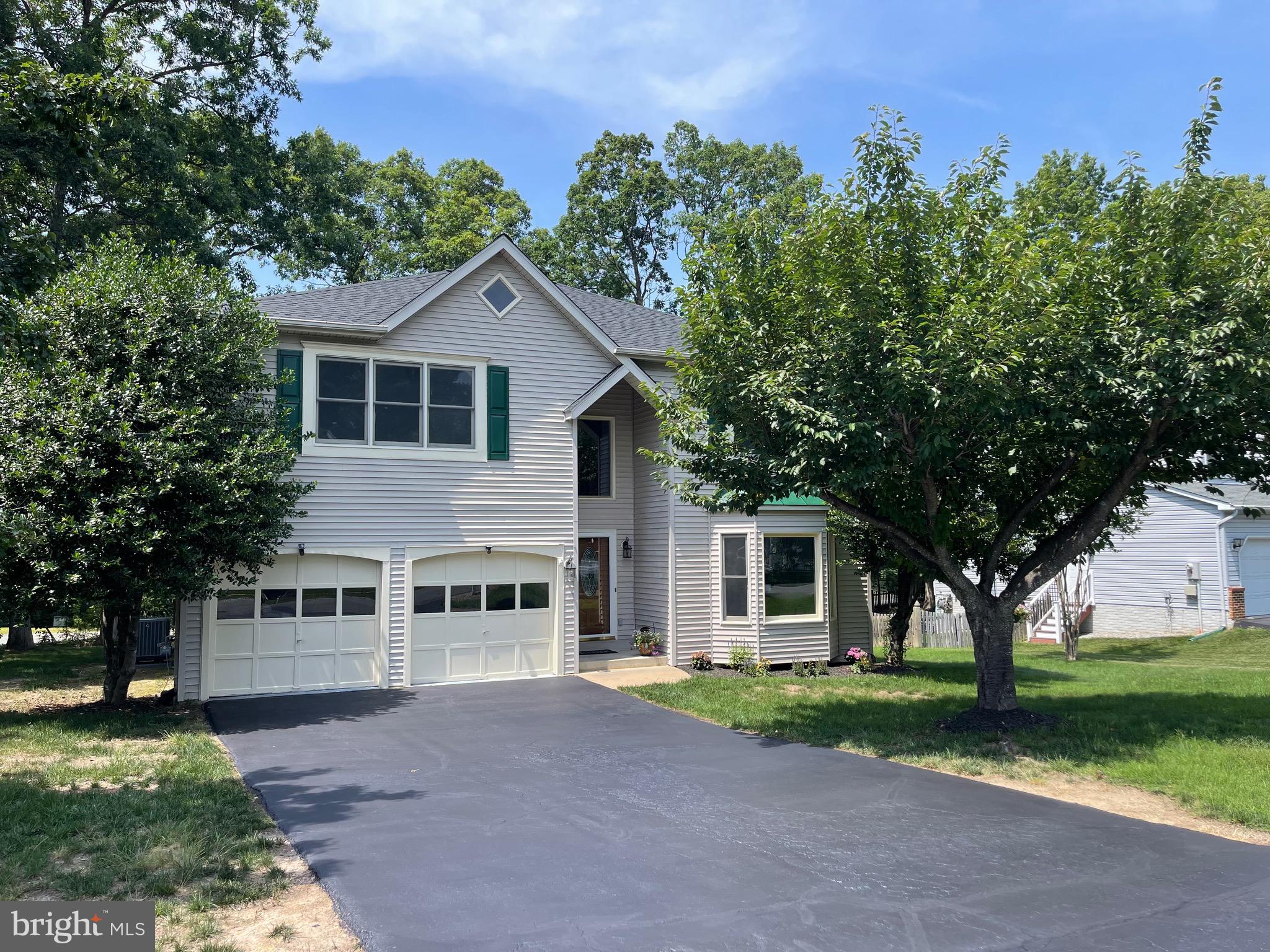 LEE'S HILL - Residential Lease