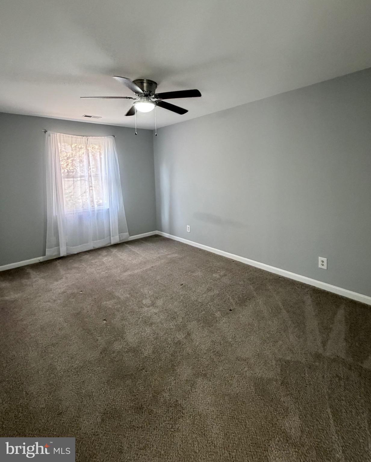 LEE'S HILL - Residential Lease