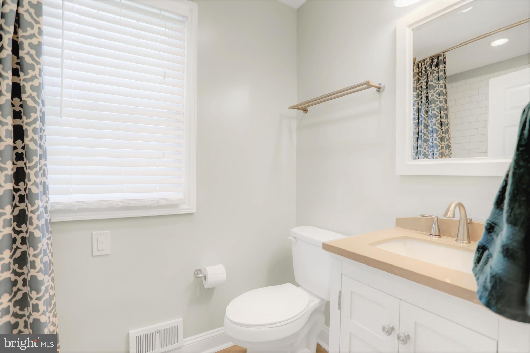 PARKVILLE SUMMIT - Residential