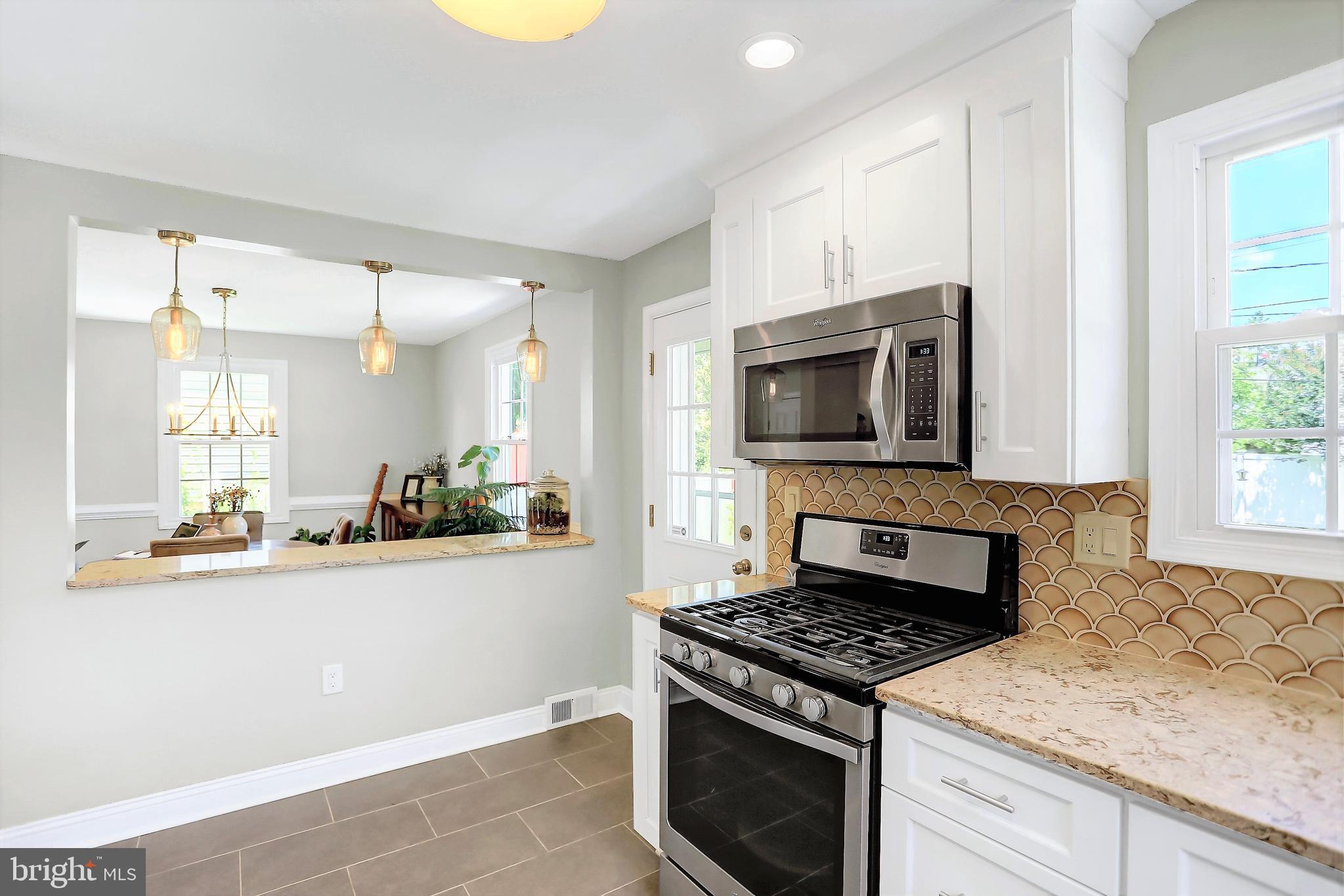 PARKVILLE SUMMIT - Residential