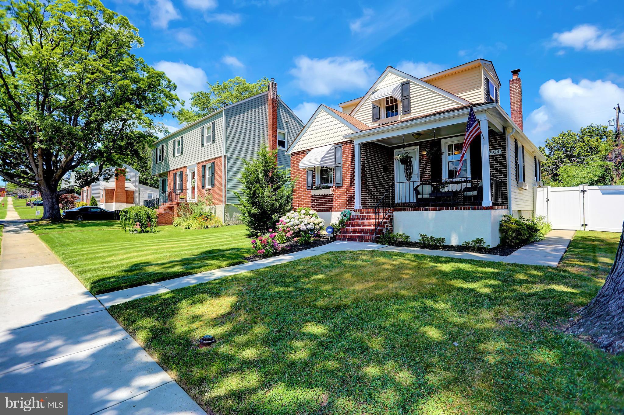 PARKVILLE SUMMIT - Residential