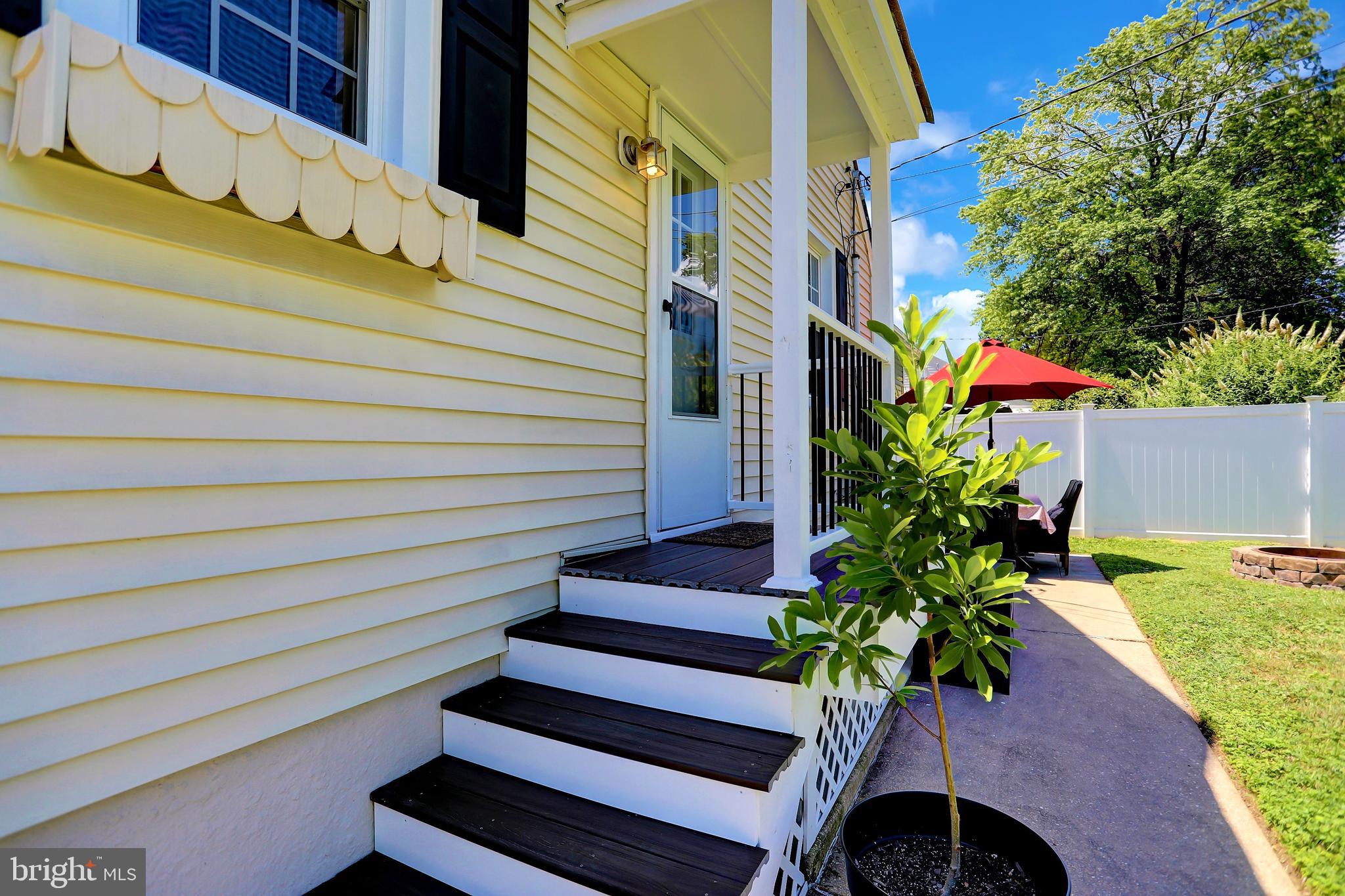 PARKVILLE SUMMIT - Residential