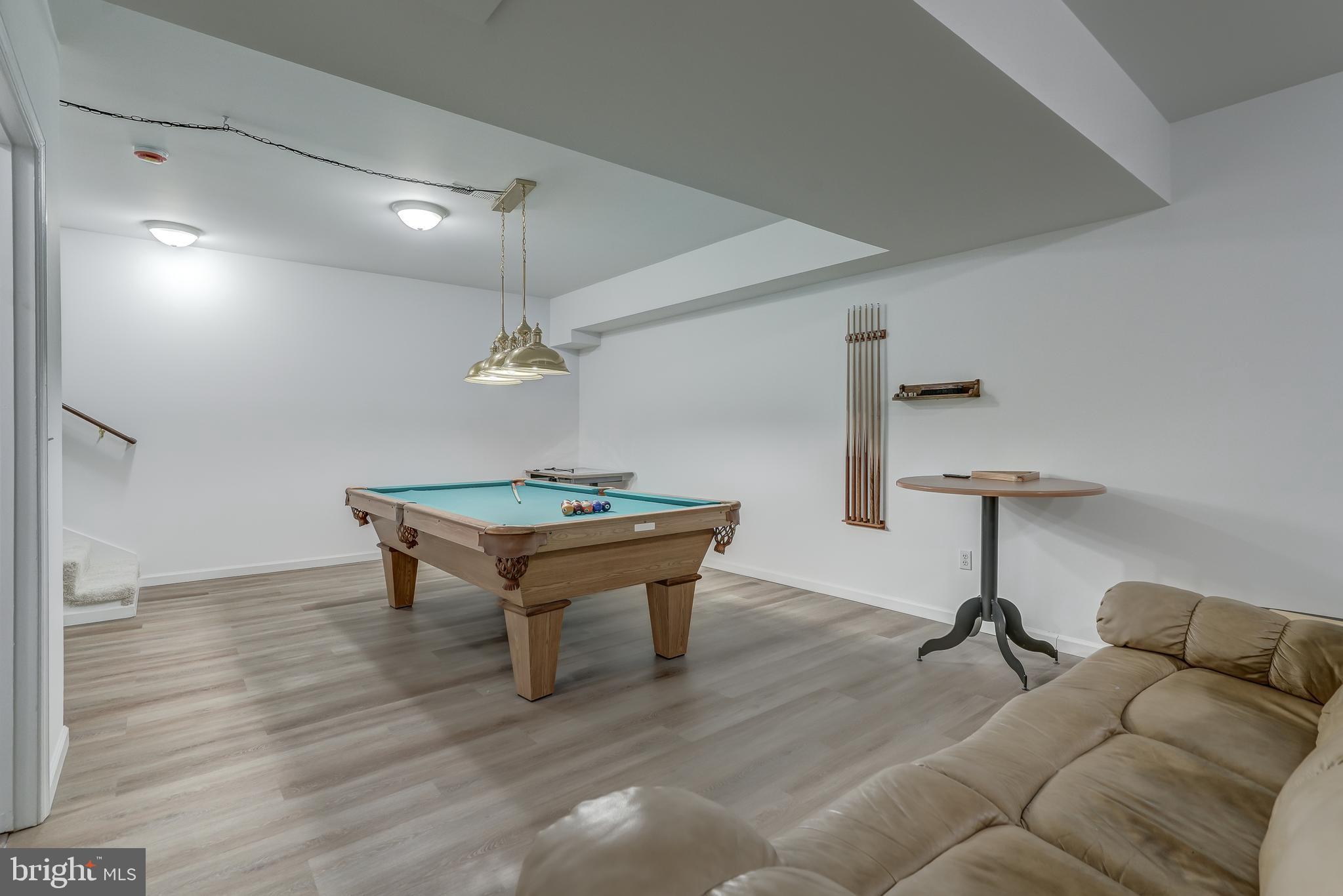 FRESHWATER ESTATES - Residential