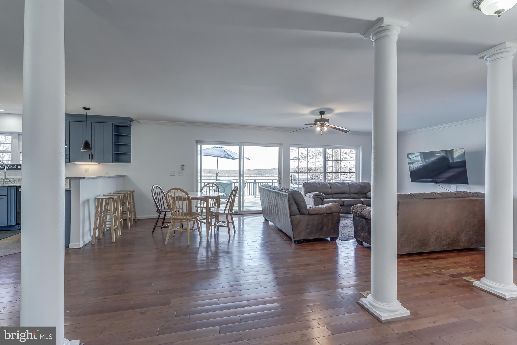 FRESHWATER ESTATES - Residential