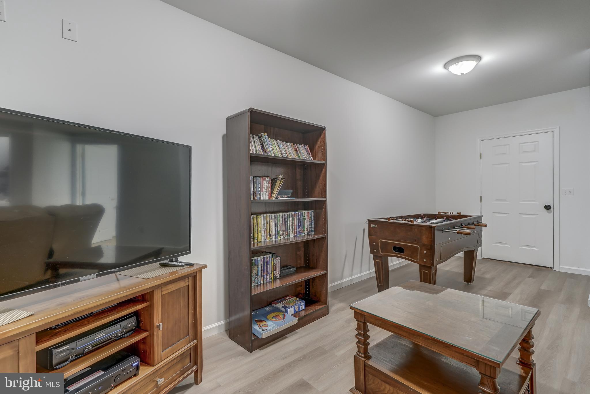 FRESHWATER ESTATES - Residential