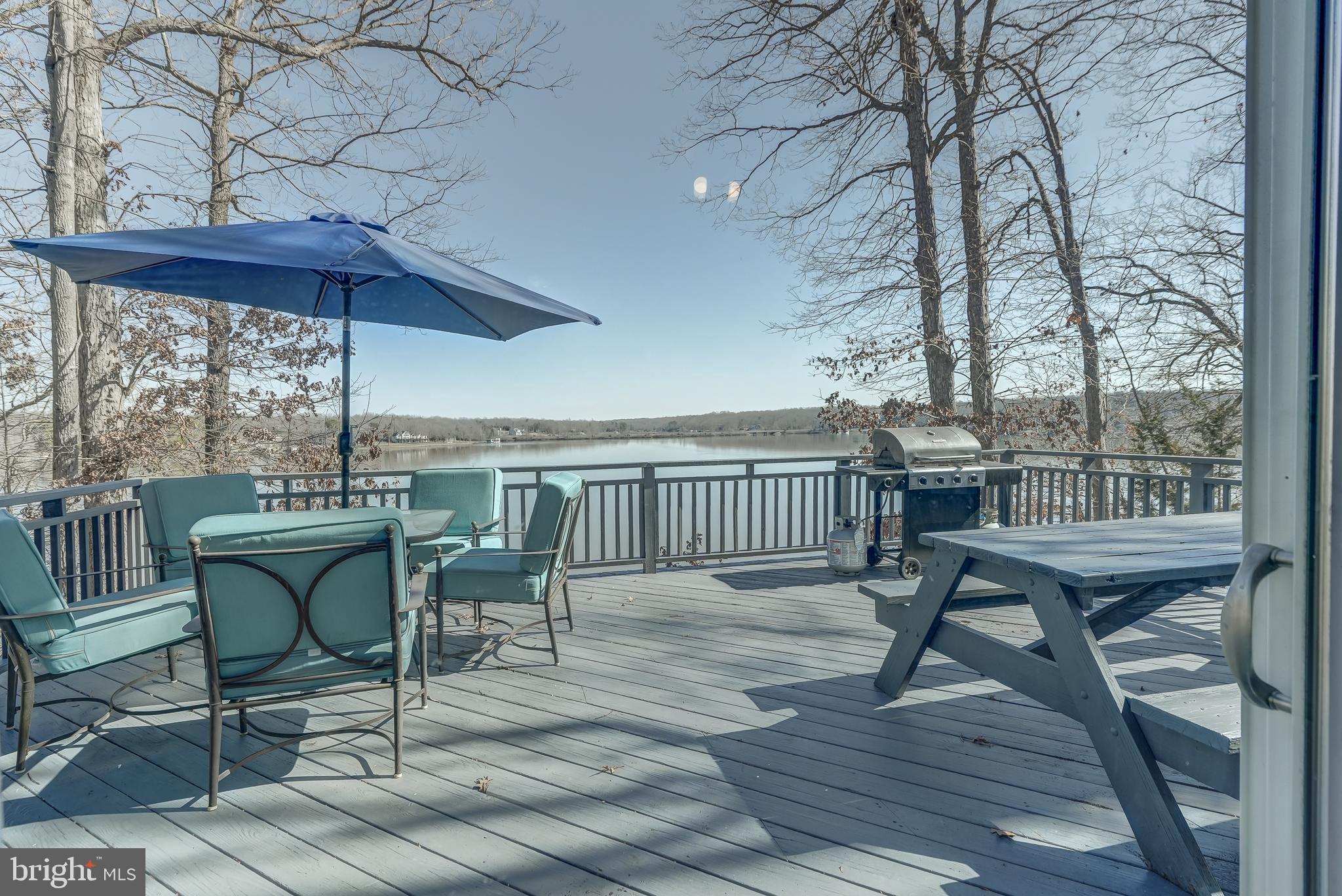 FRESHWATER ESTATES - Residential